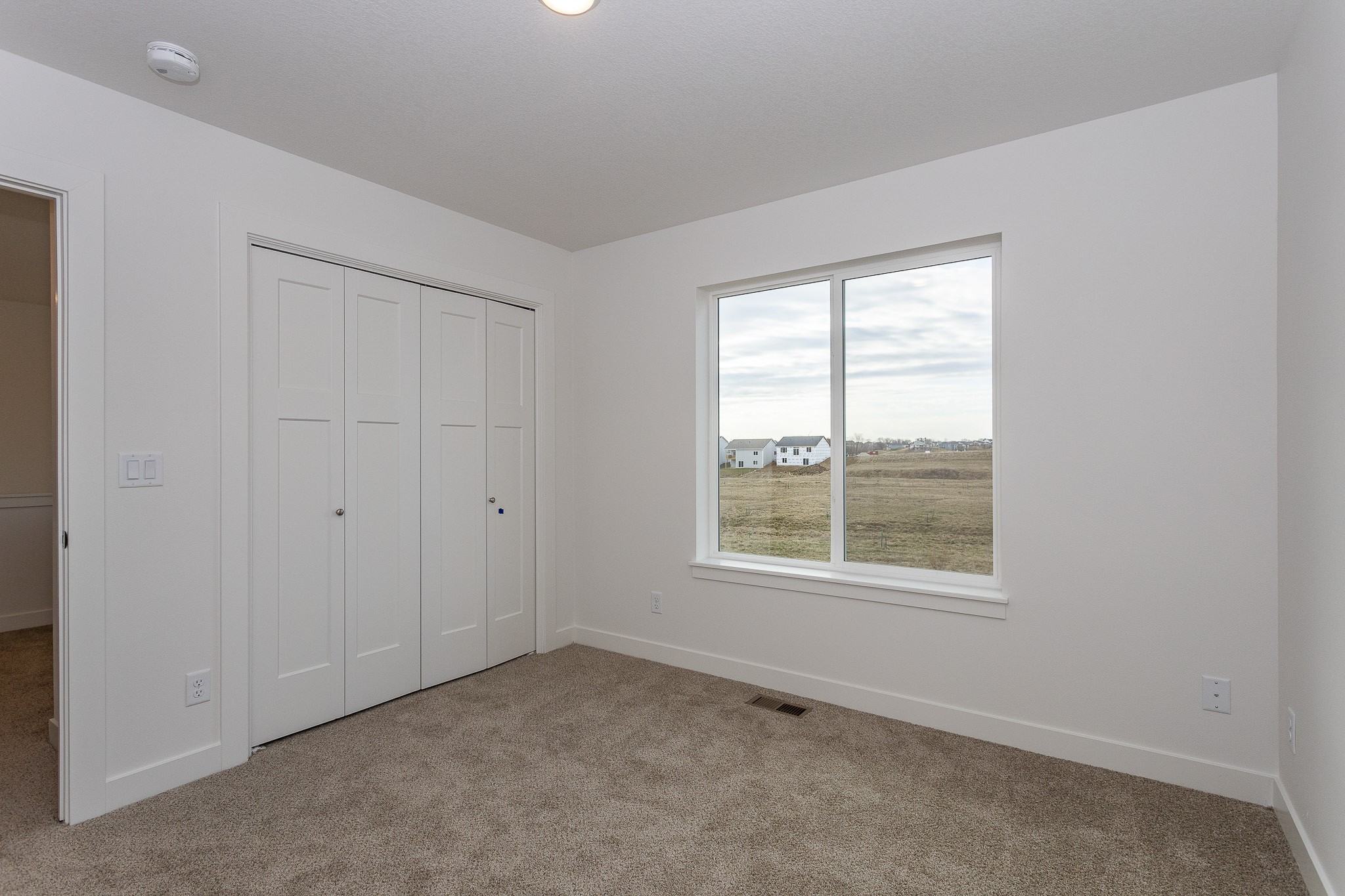 258 NW Waverly Drive