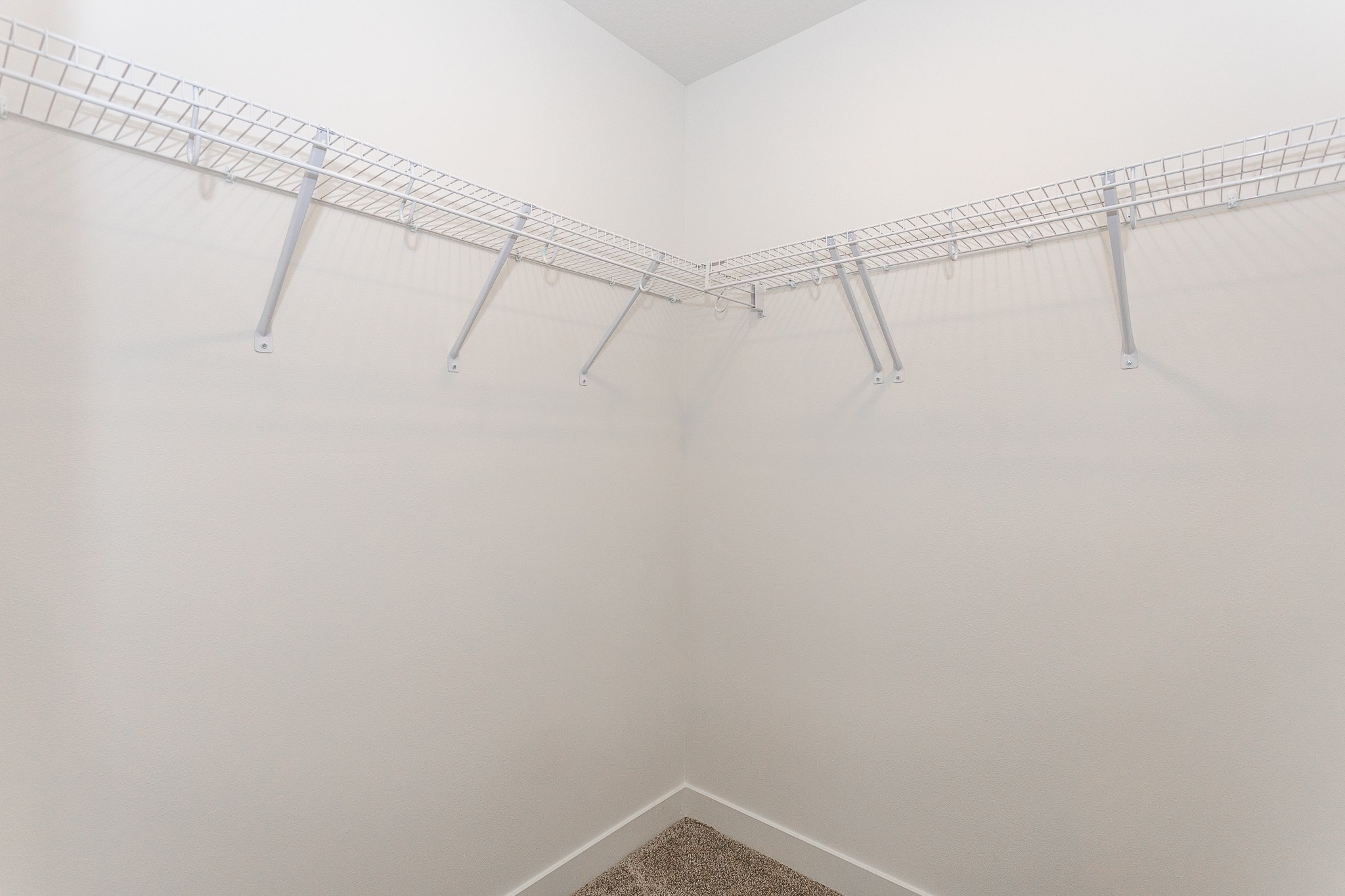 258 NW Waverly Drive