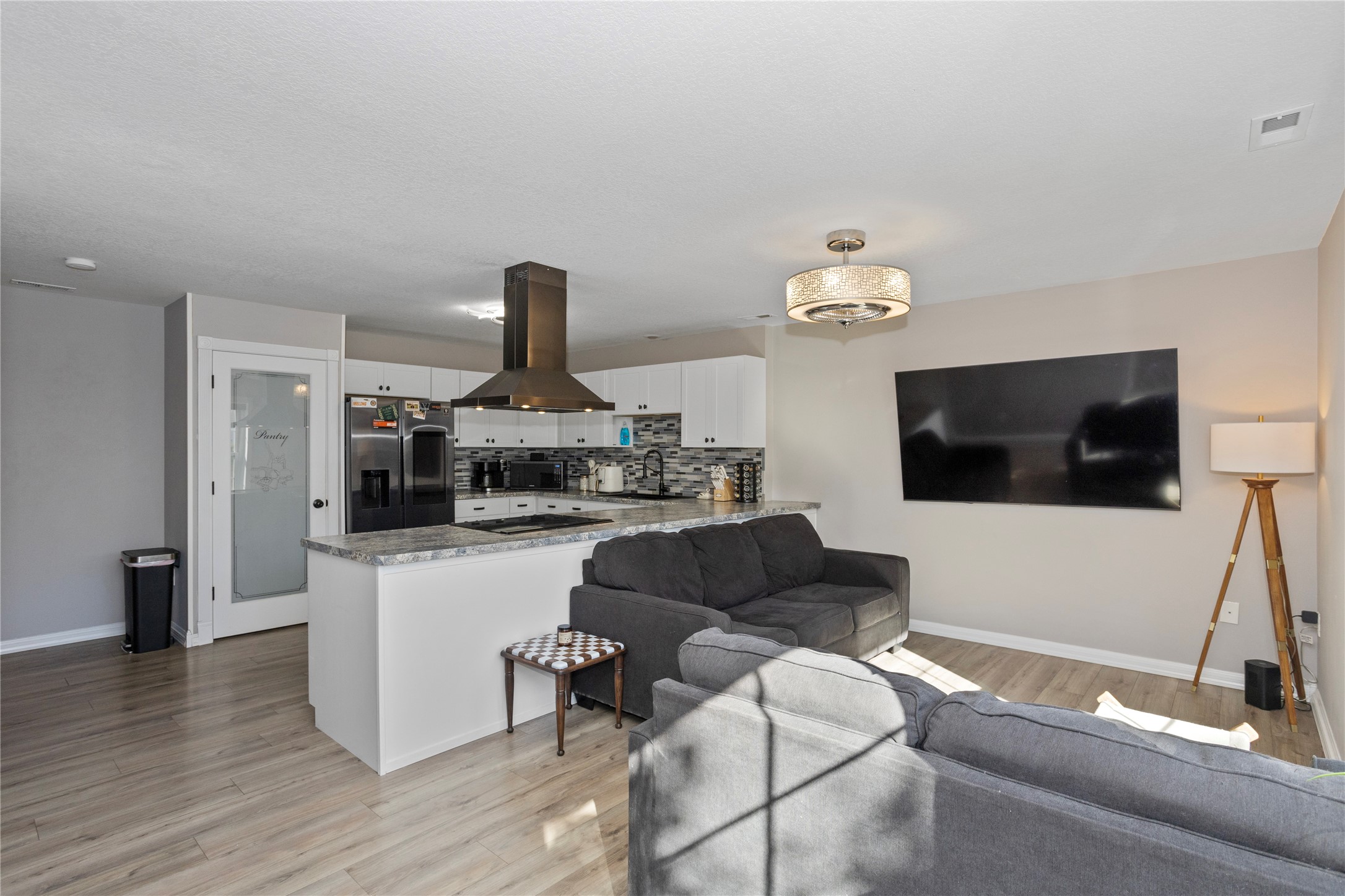 1255 SE Village View Lane