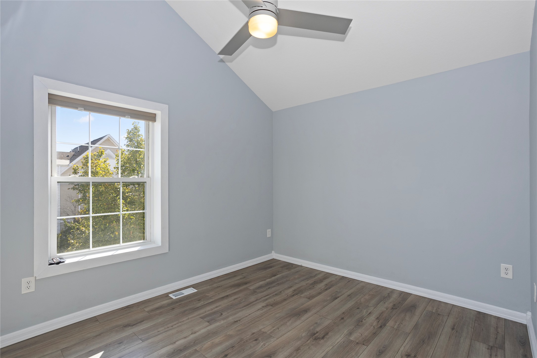 1255 SE Village View Lane