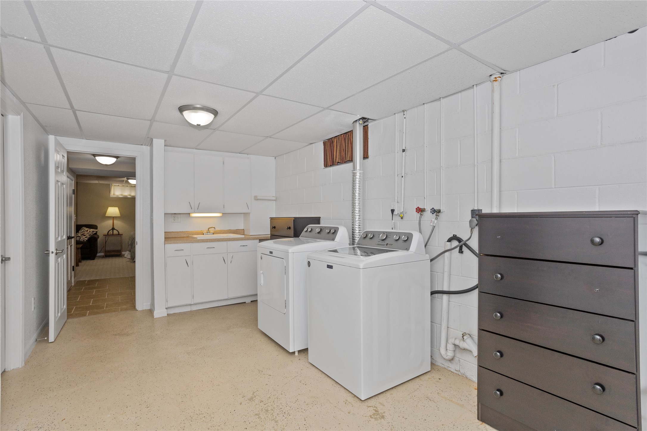 903 Maplecrest Drive