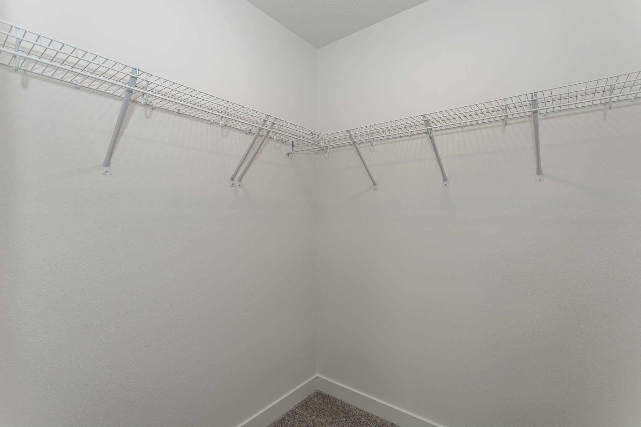 226 NW Waverly Drive