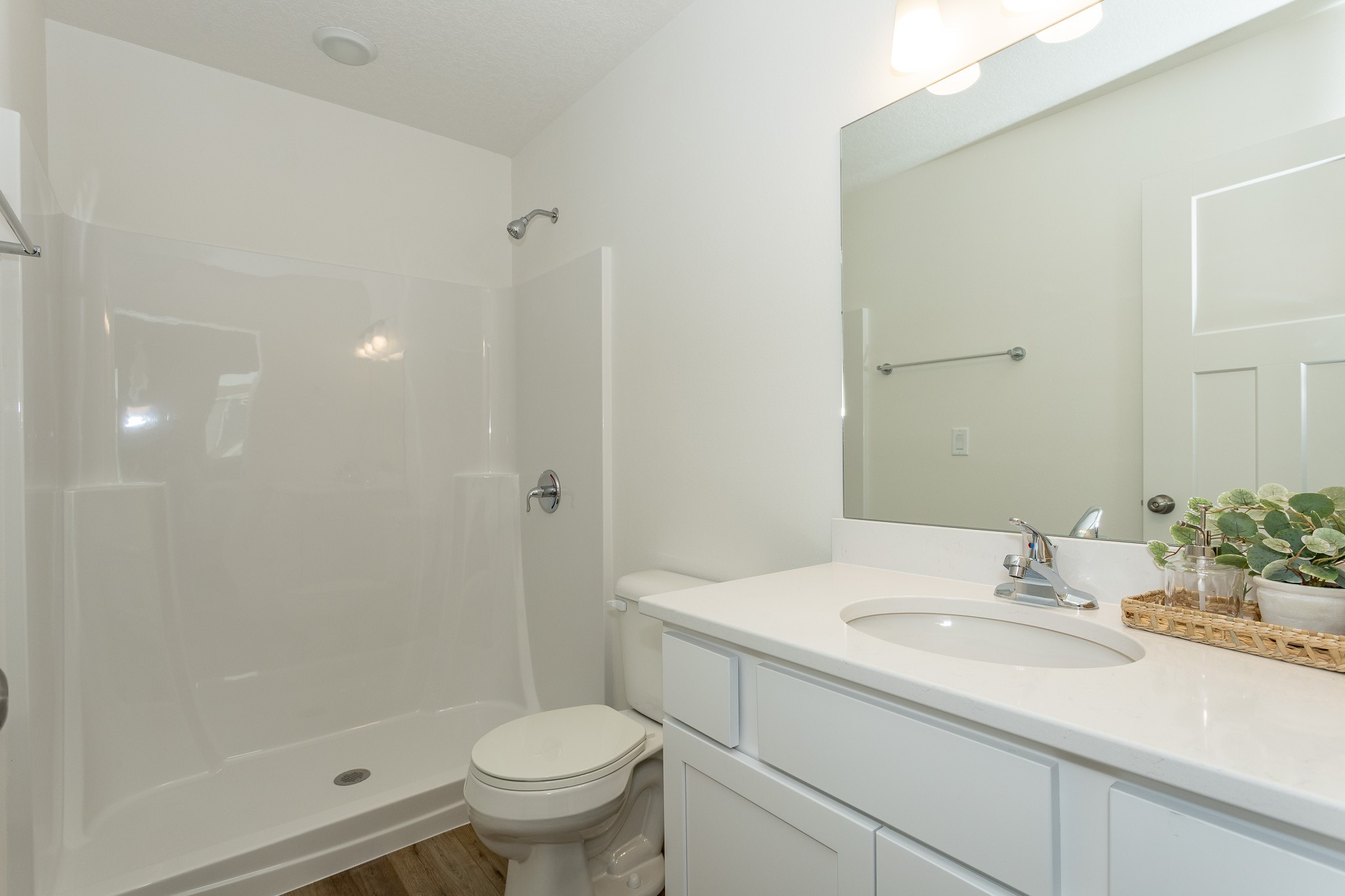 226 NW Waverly Drive