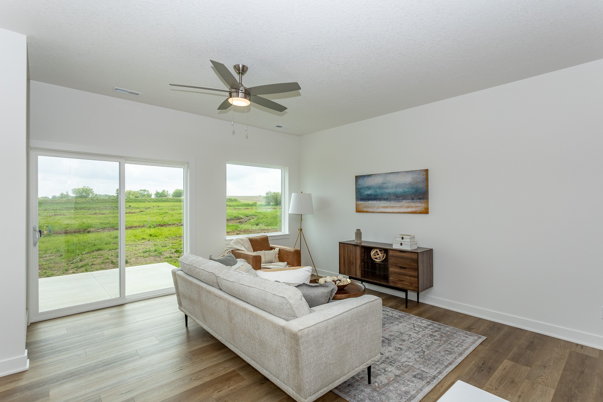 226 NW Waverly Drive