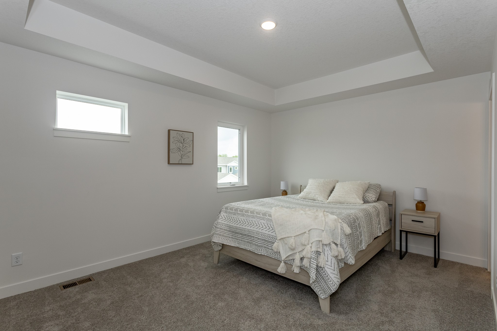 226 NW Waverly Drive