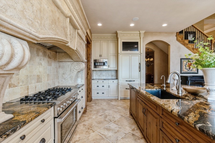 8500 Brook Ridge Drive