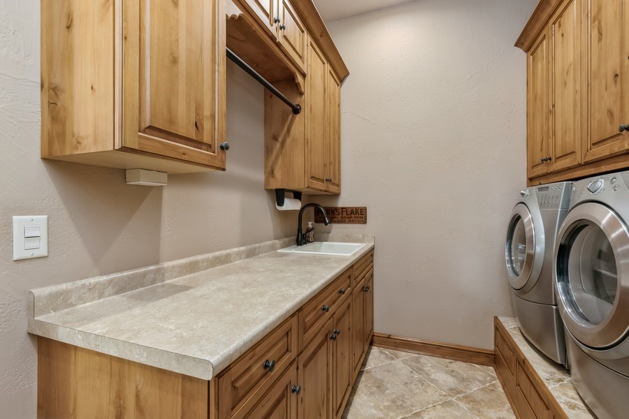 8500 Brook Ridge Drive