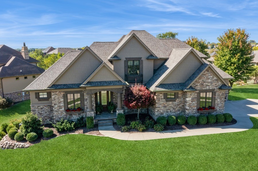 8500 Brook Ridge Drive