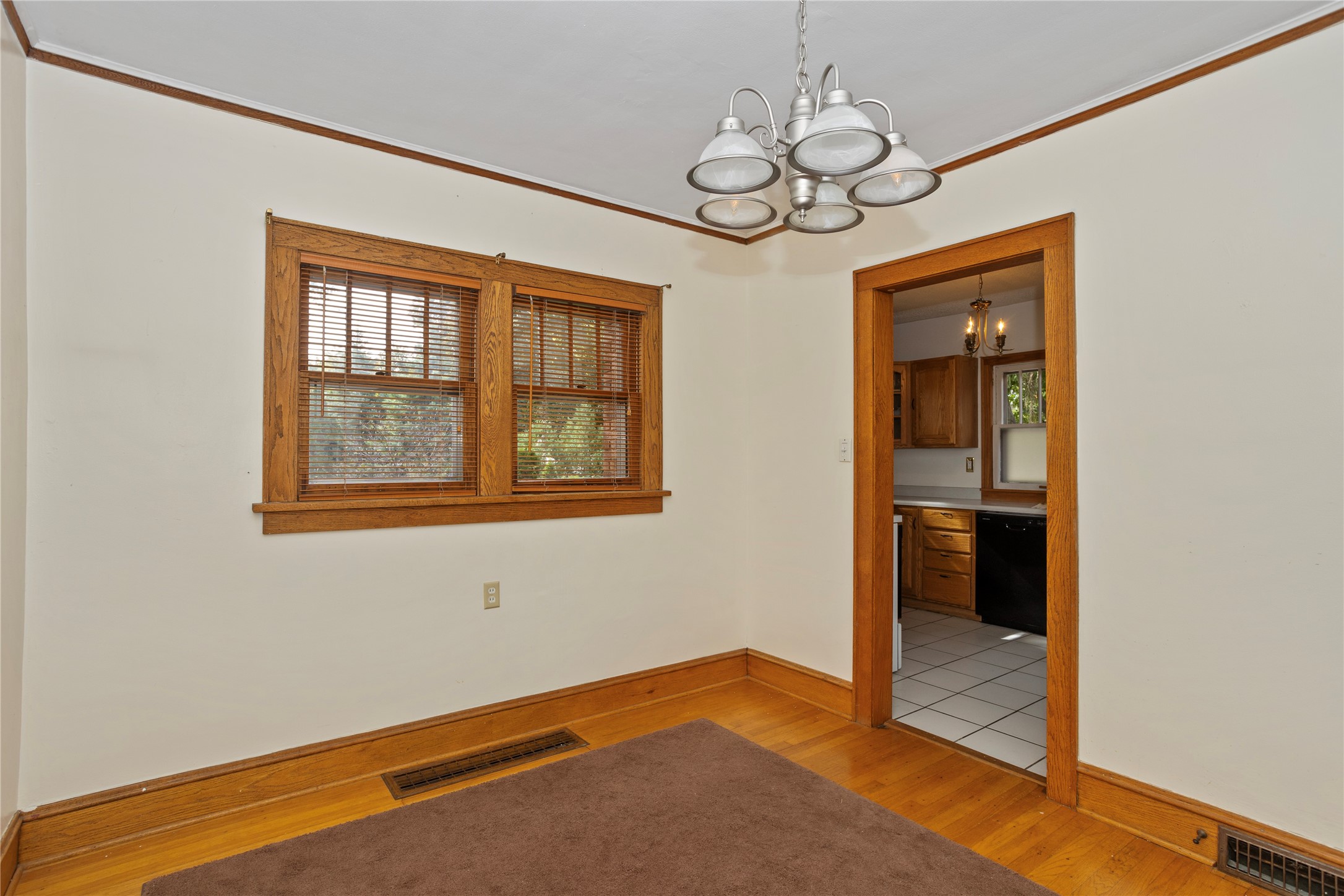 3412 Franklin Avenue