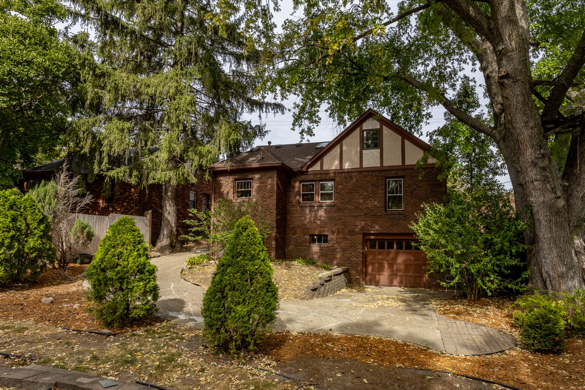 3412 Franklin Avenue