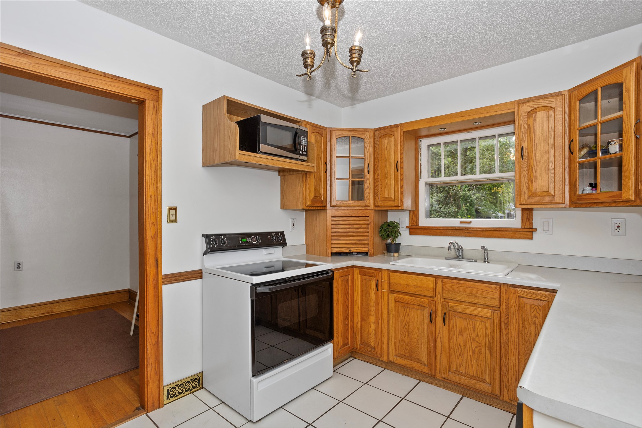 3412 Franklin Avenue