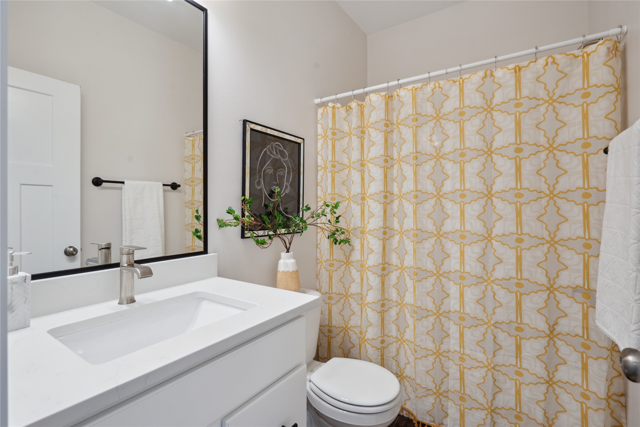 1668 S Redtail Avenue