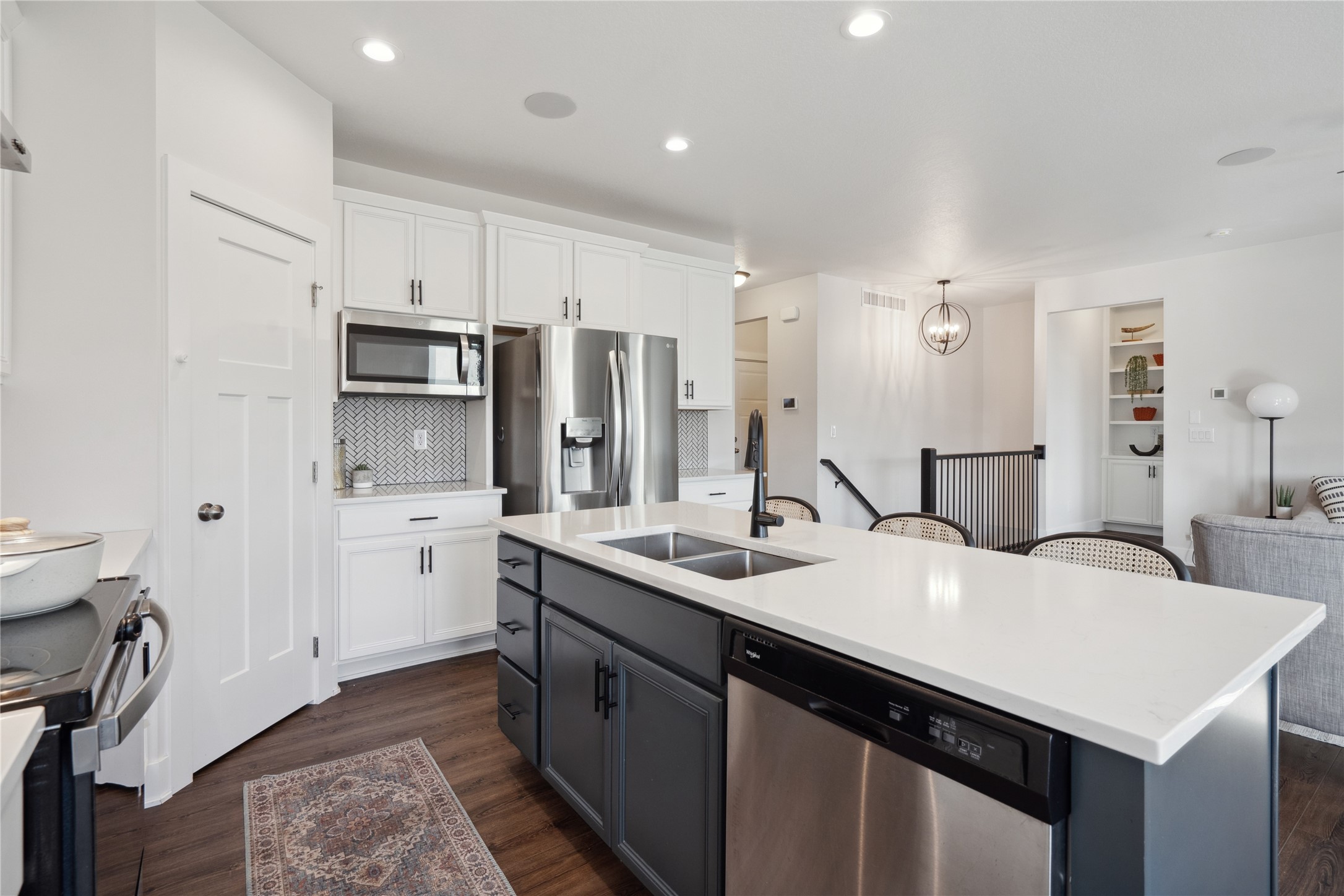 1668 S Redtail Avenue