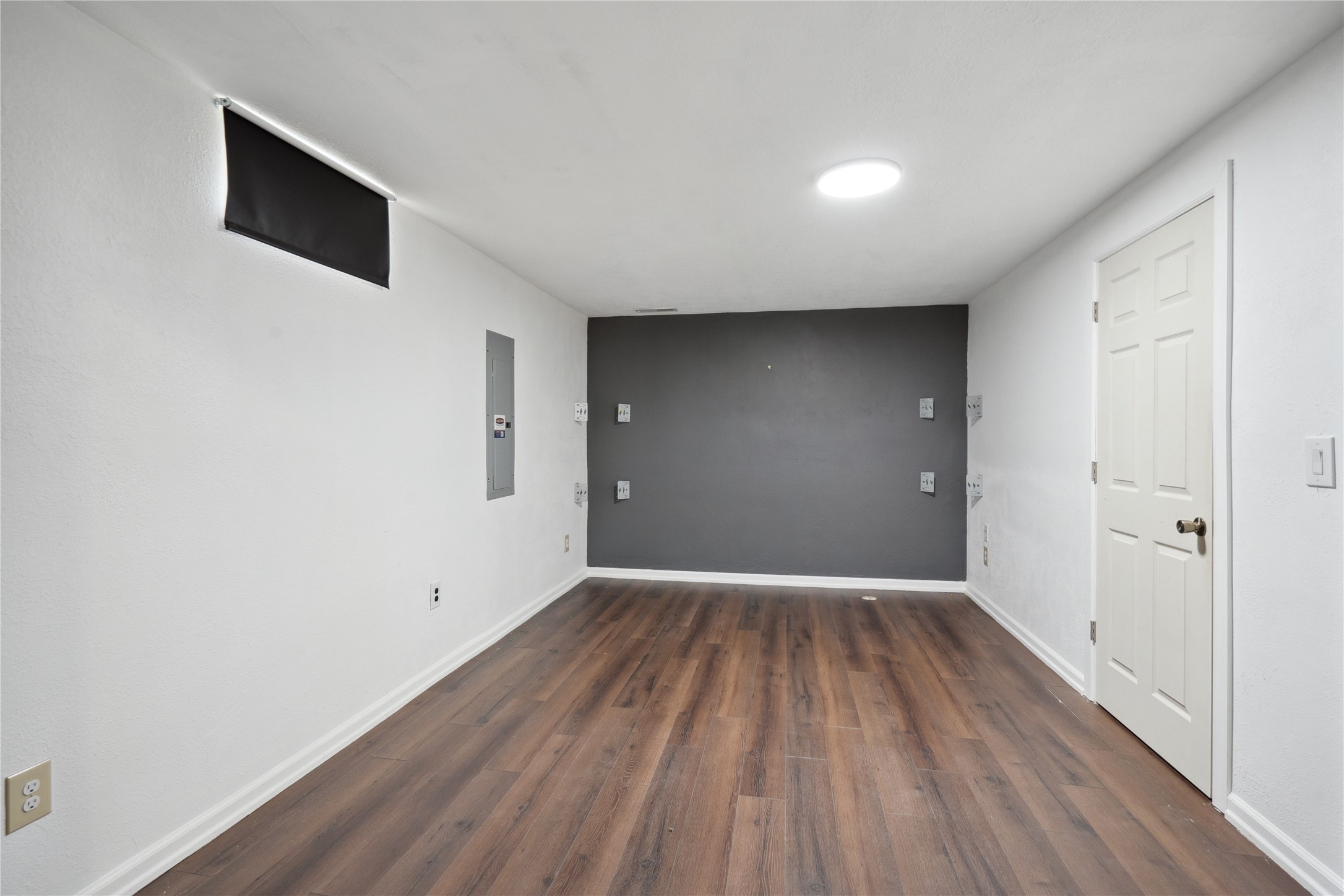 1668 S Redtail Avenue