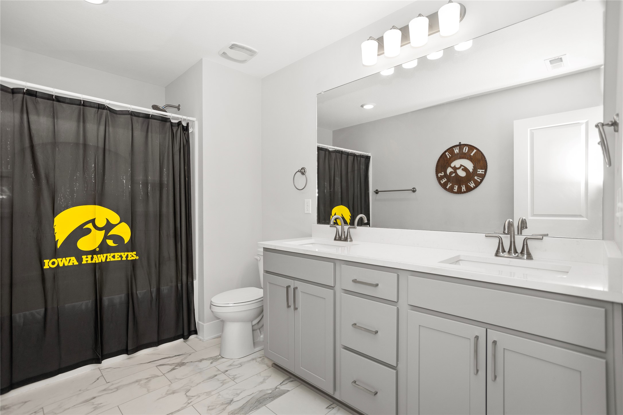 620 NW Stratford Drive