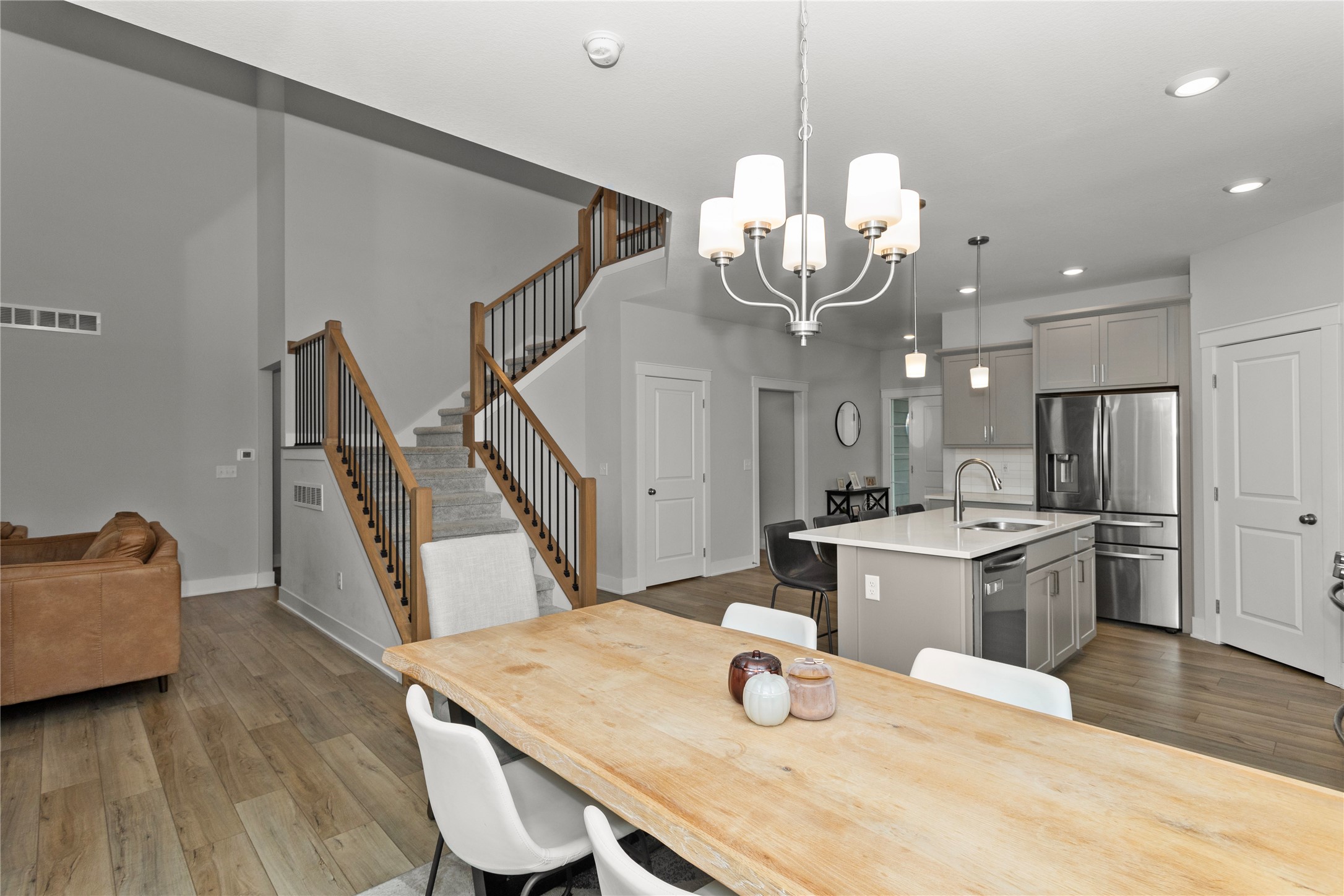 620 NW Stratford Drive