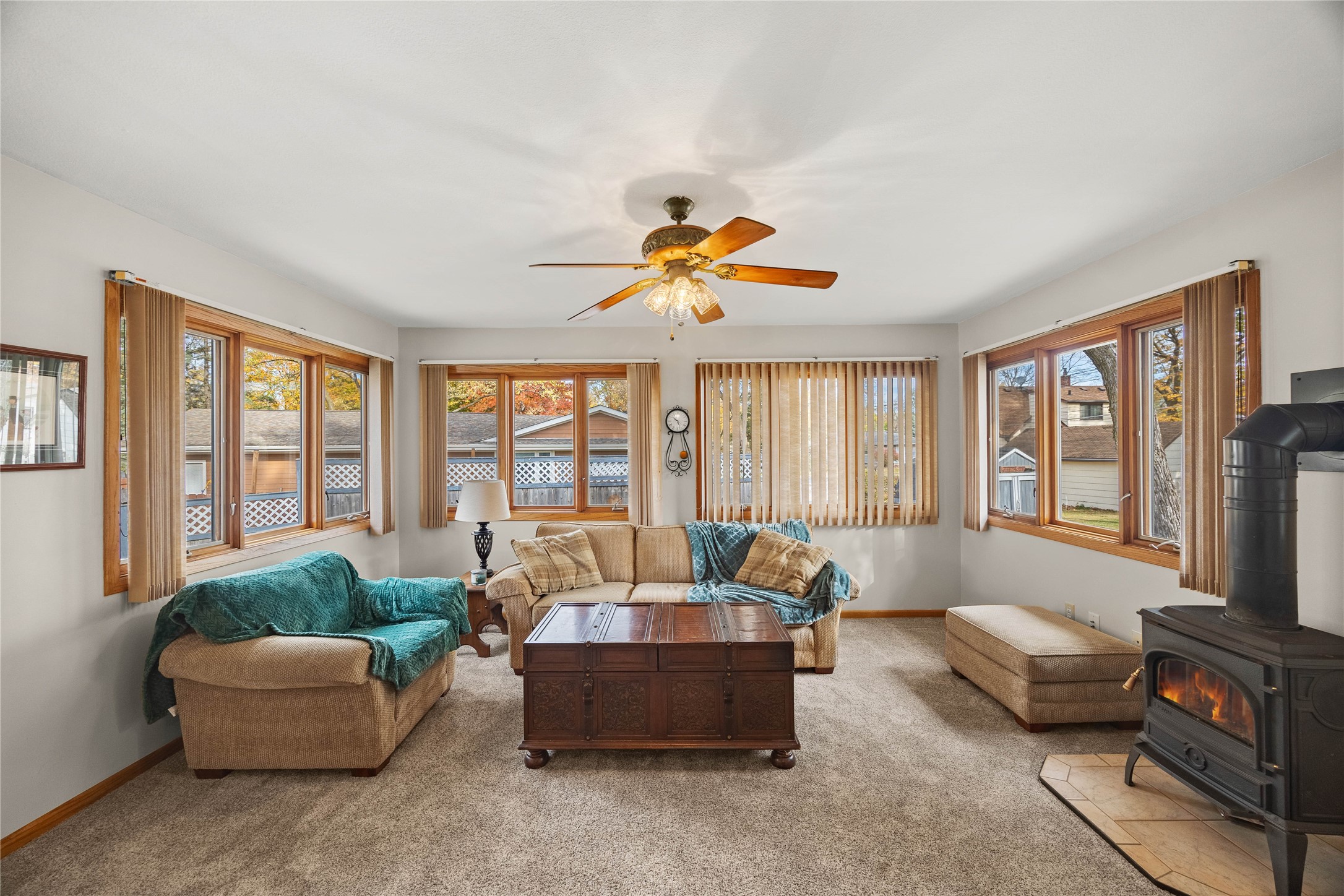 1202 SW Kenworthy Drive