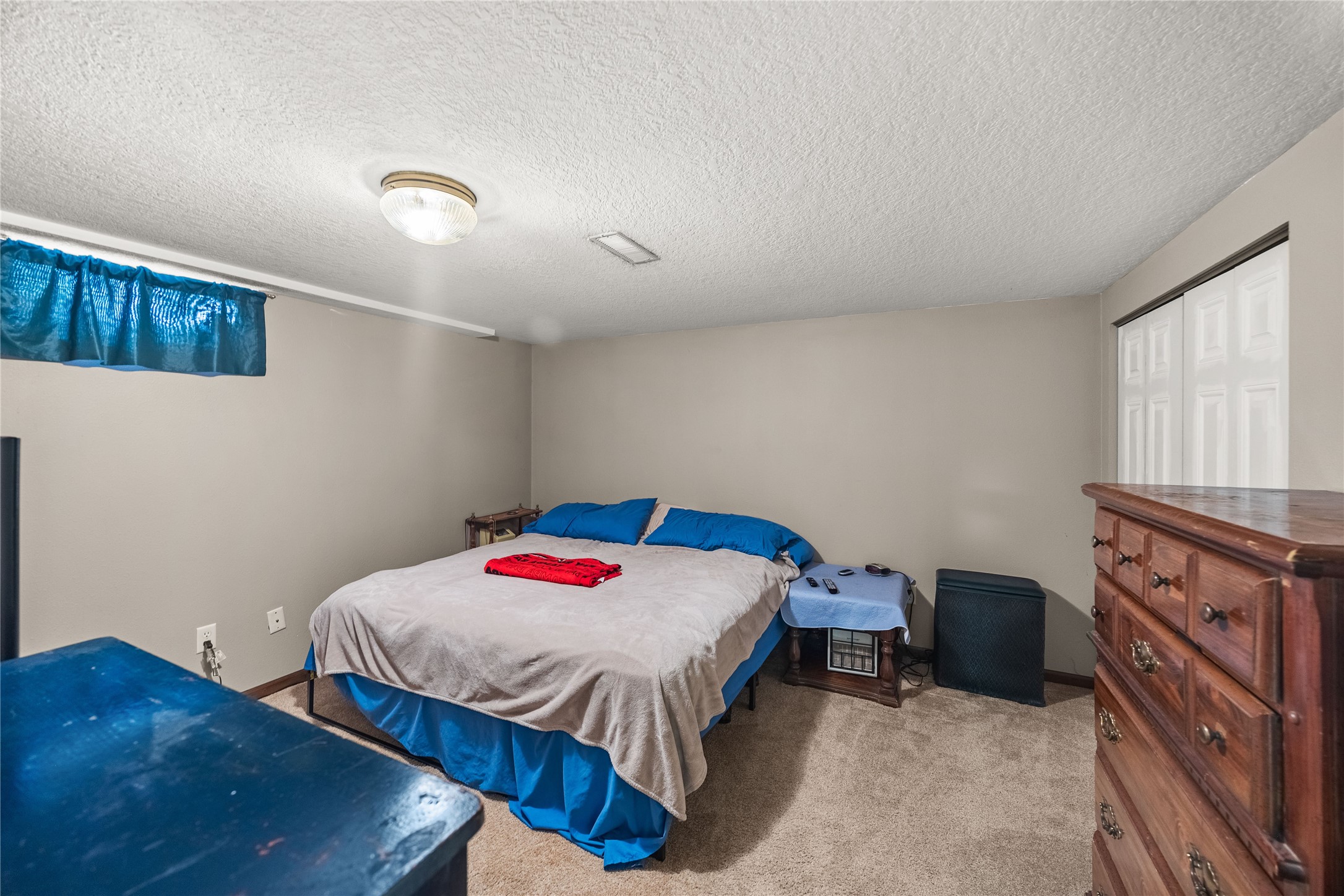 1202 SW Kenworthy Drive