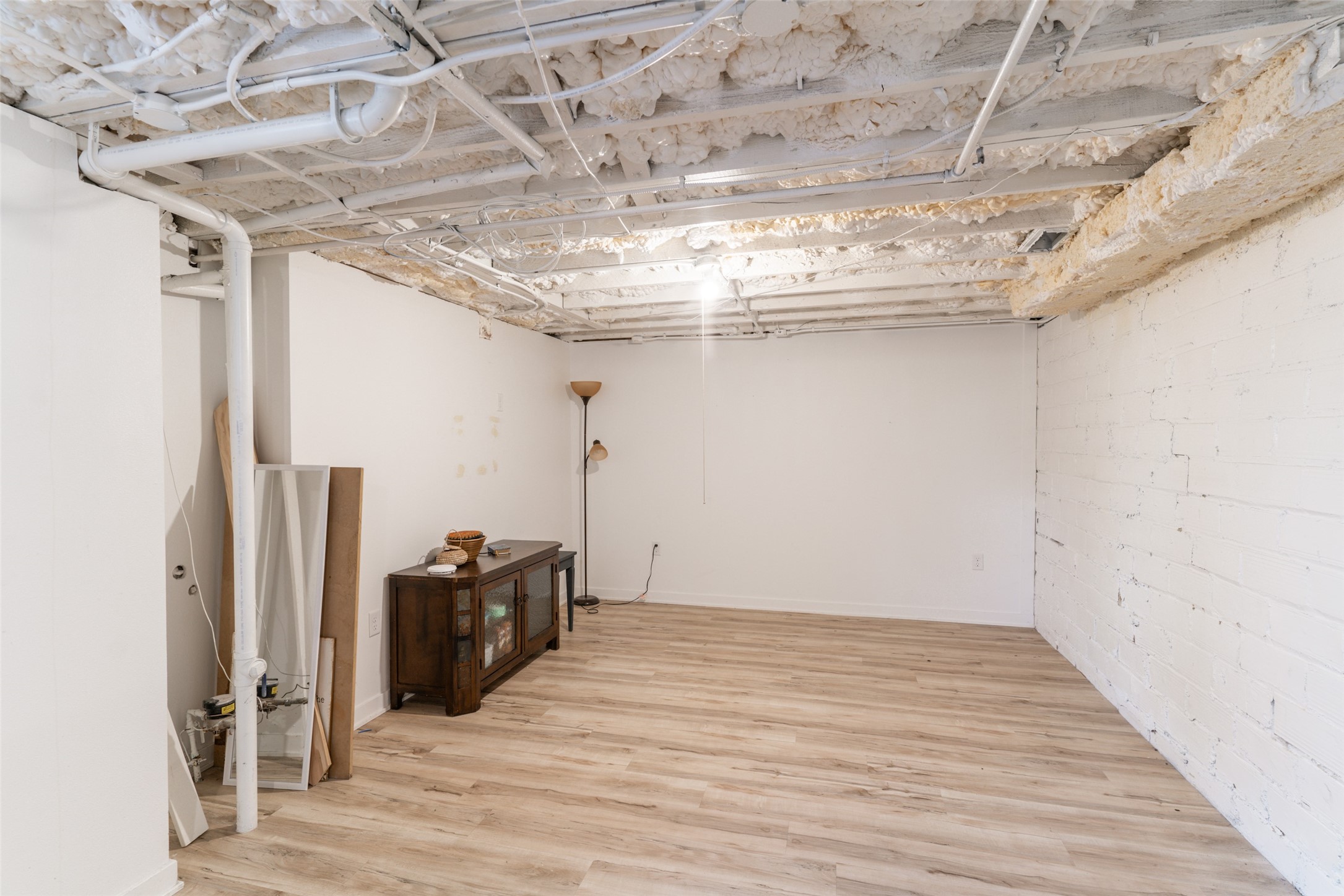 3815 Kingman Boulevard