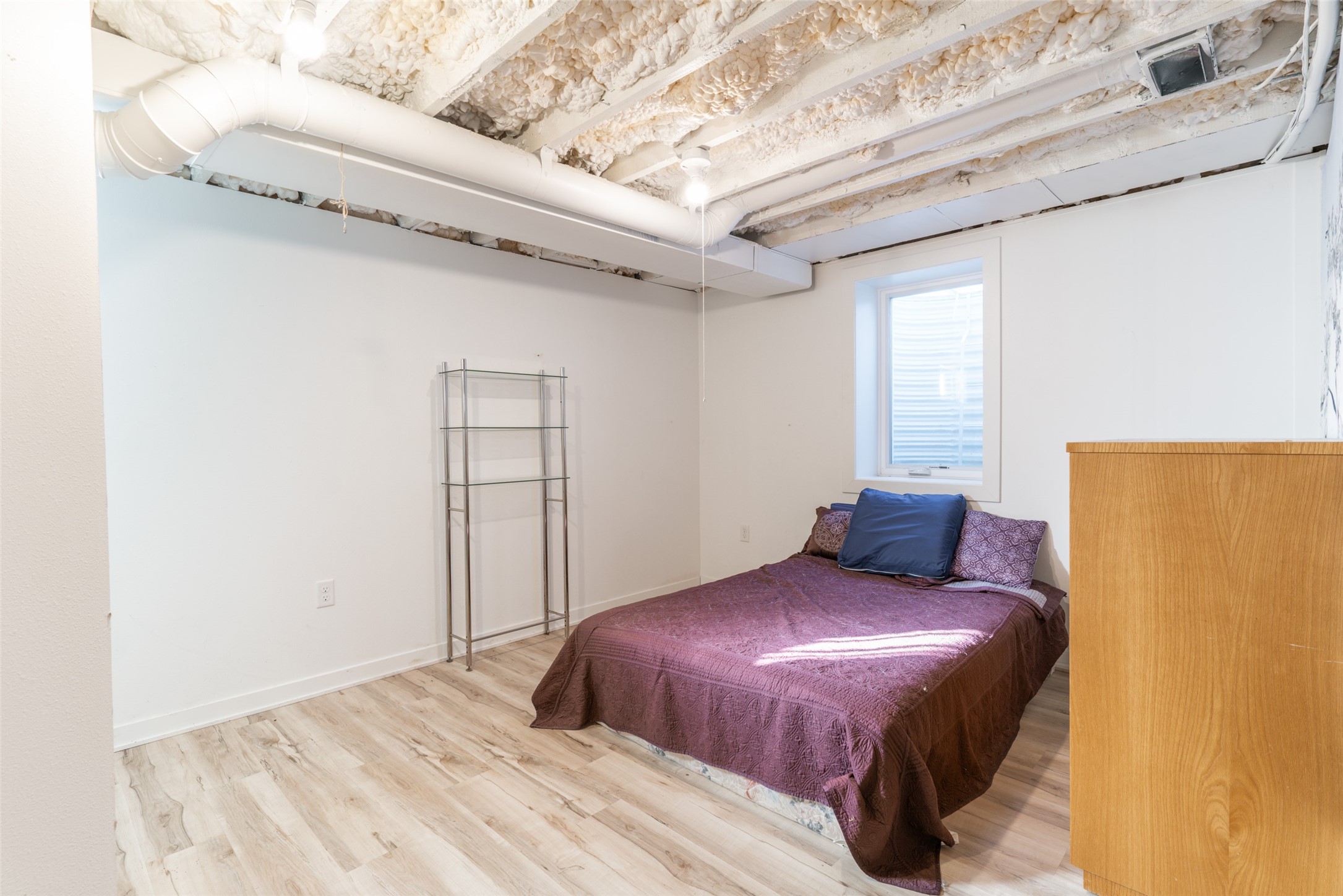 3815 Kingman Boulevard