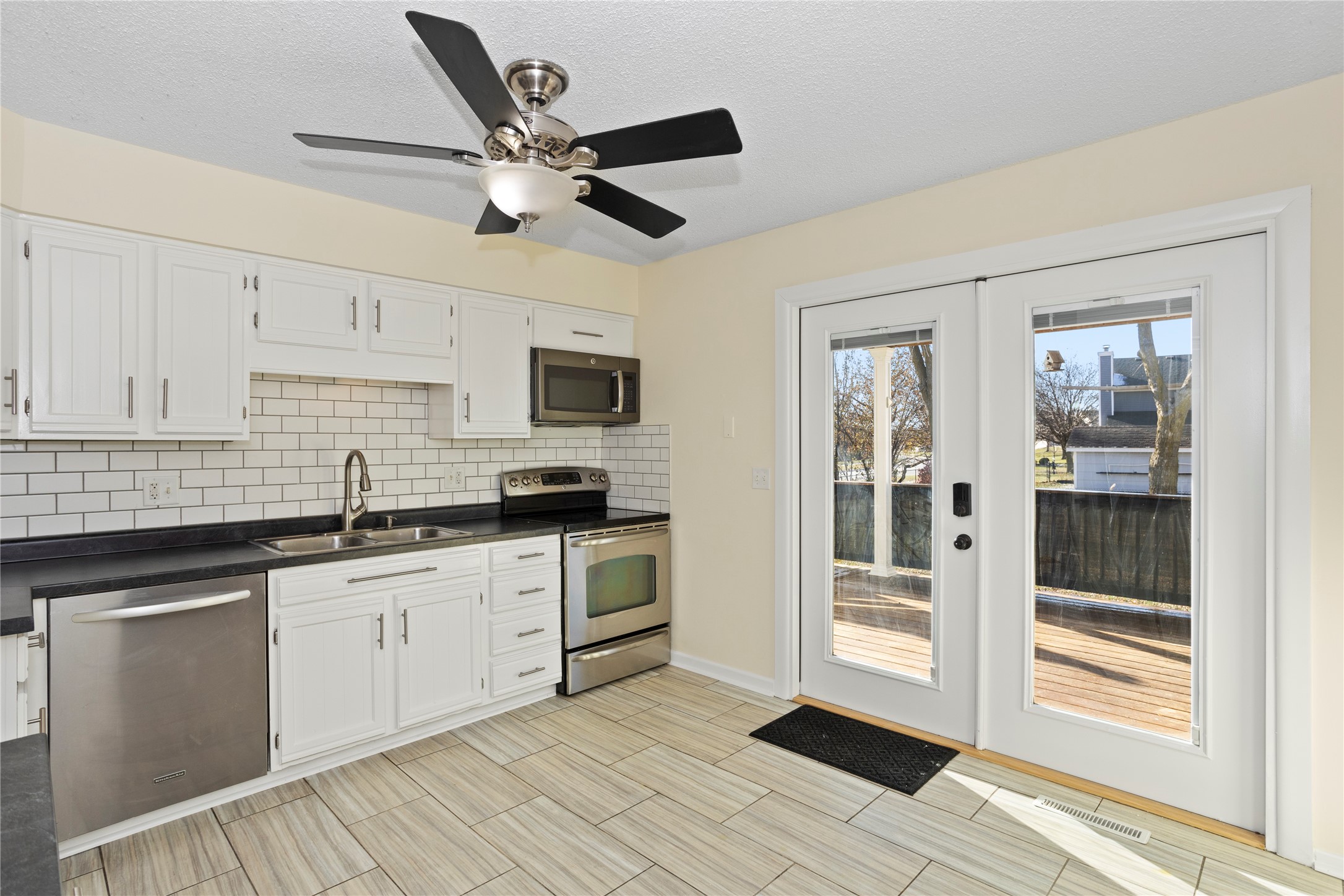 902 NW Greenwood Street