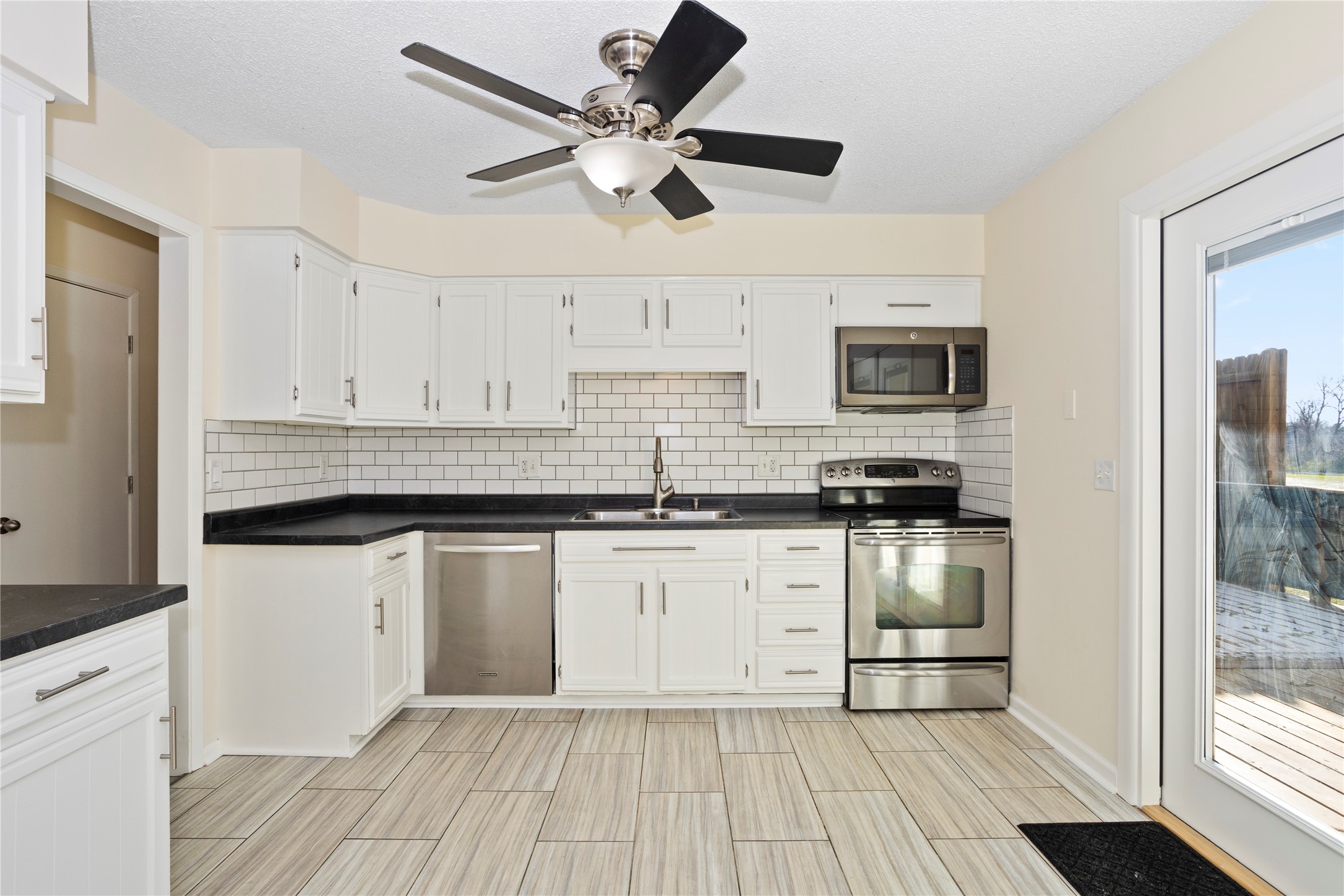 902 NW Greenwood Street