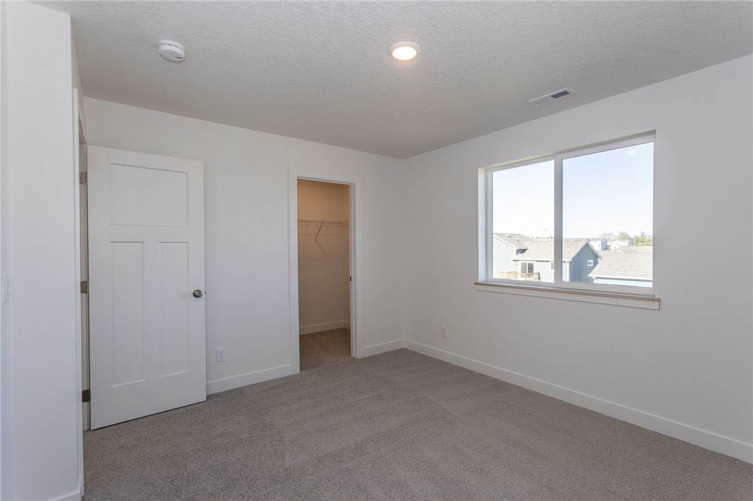 619 Plainside Avenue