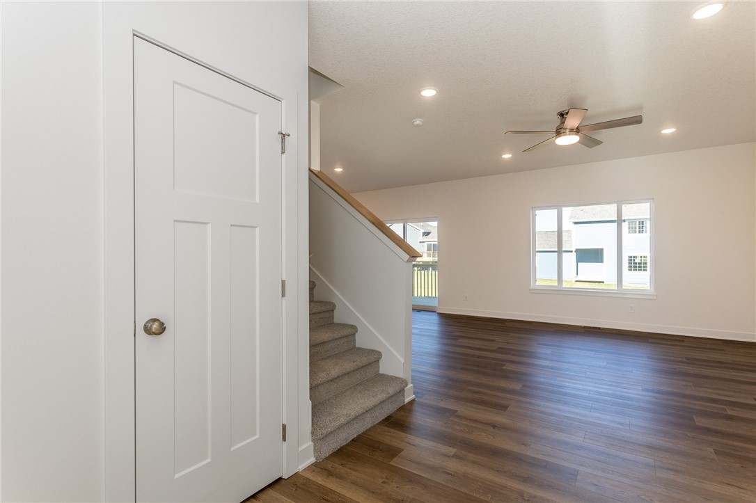 619 Plainside Avenue