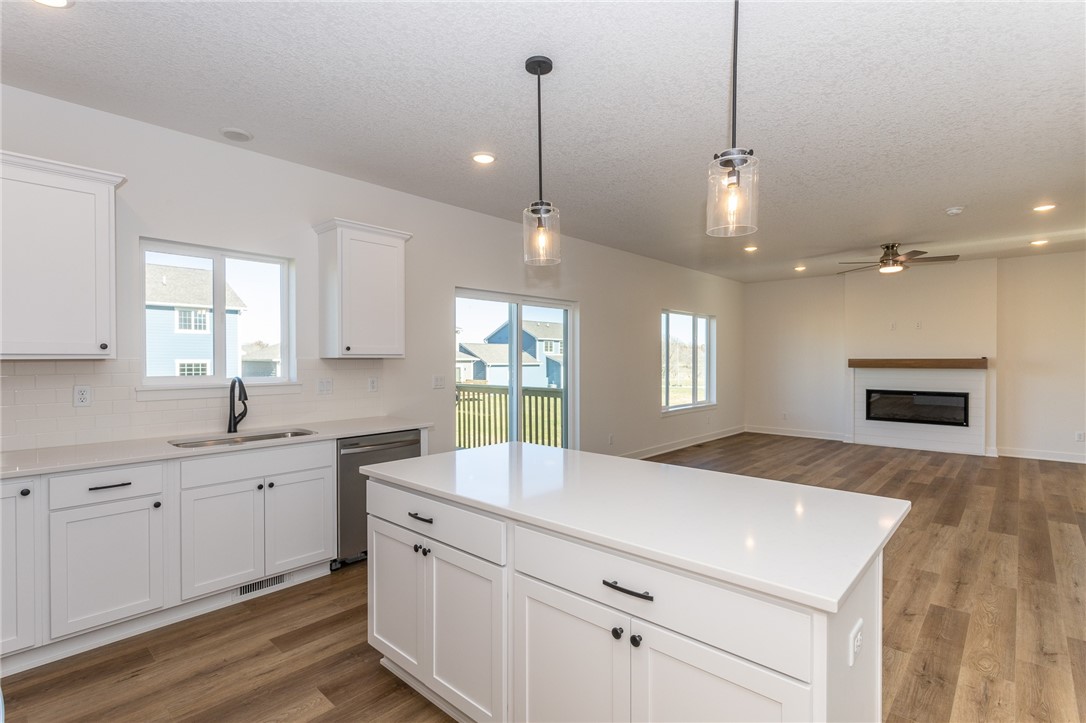 619 Plainside Avenue