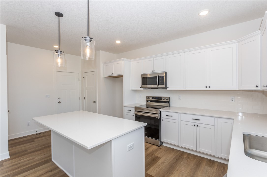 619 Plainside Avenue