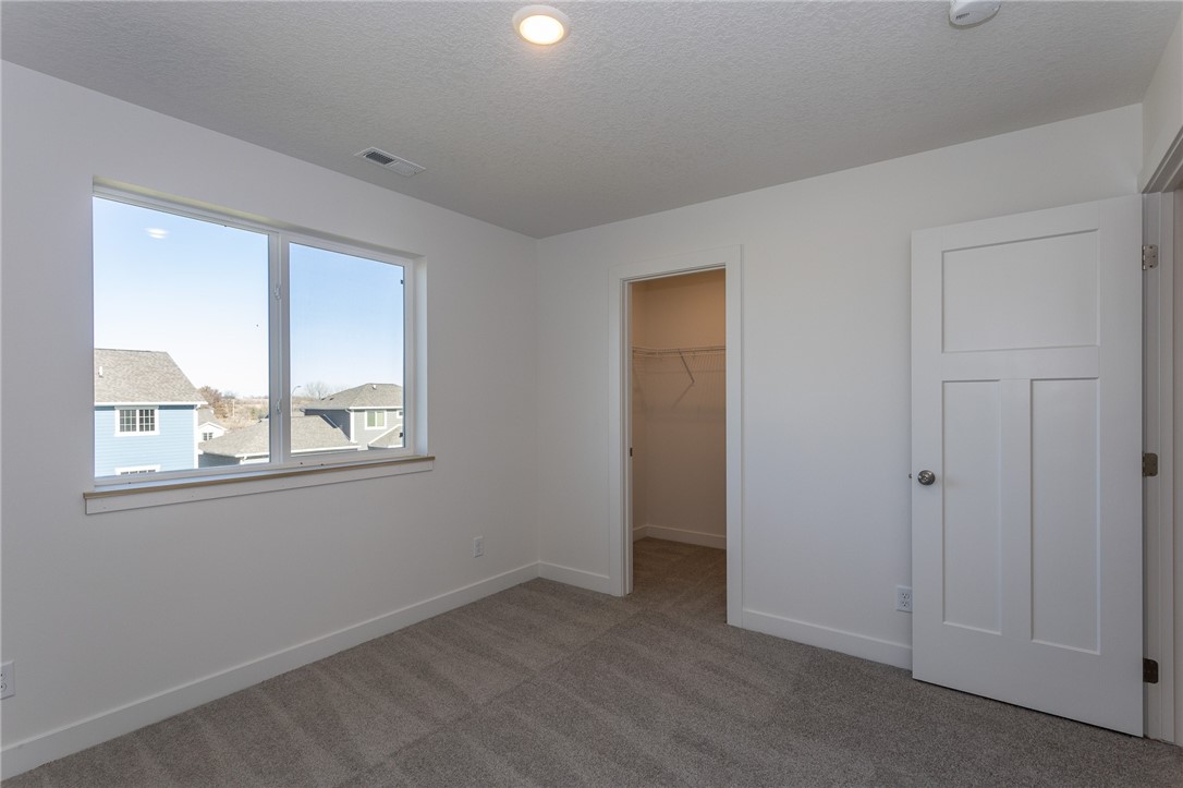 619 Plainside Avenue