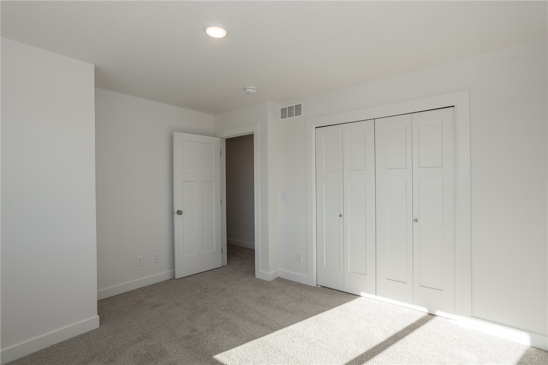 631 Plainside Avenue