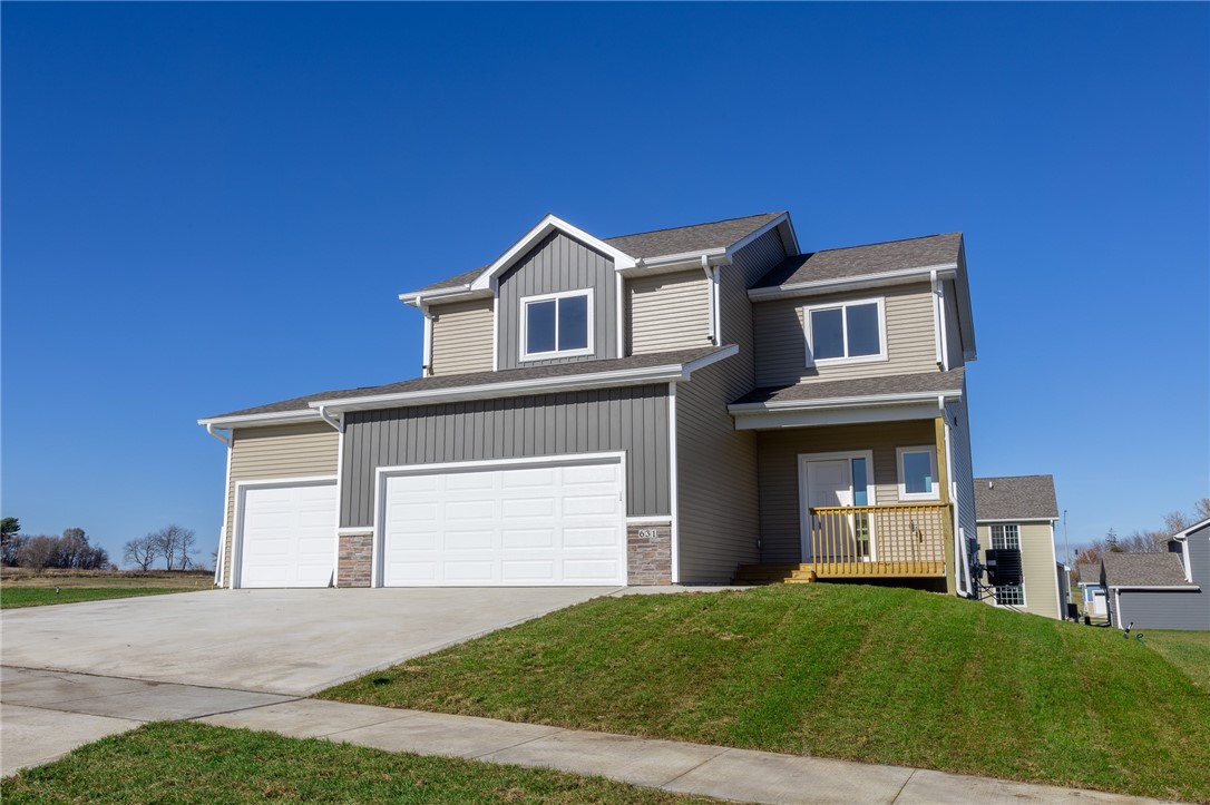 631 Plainside Avenue