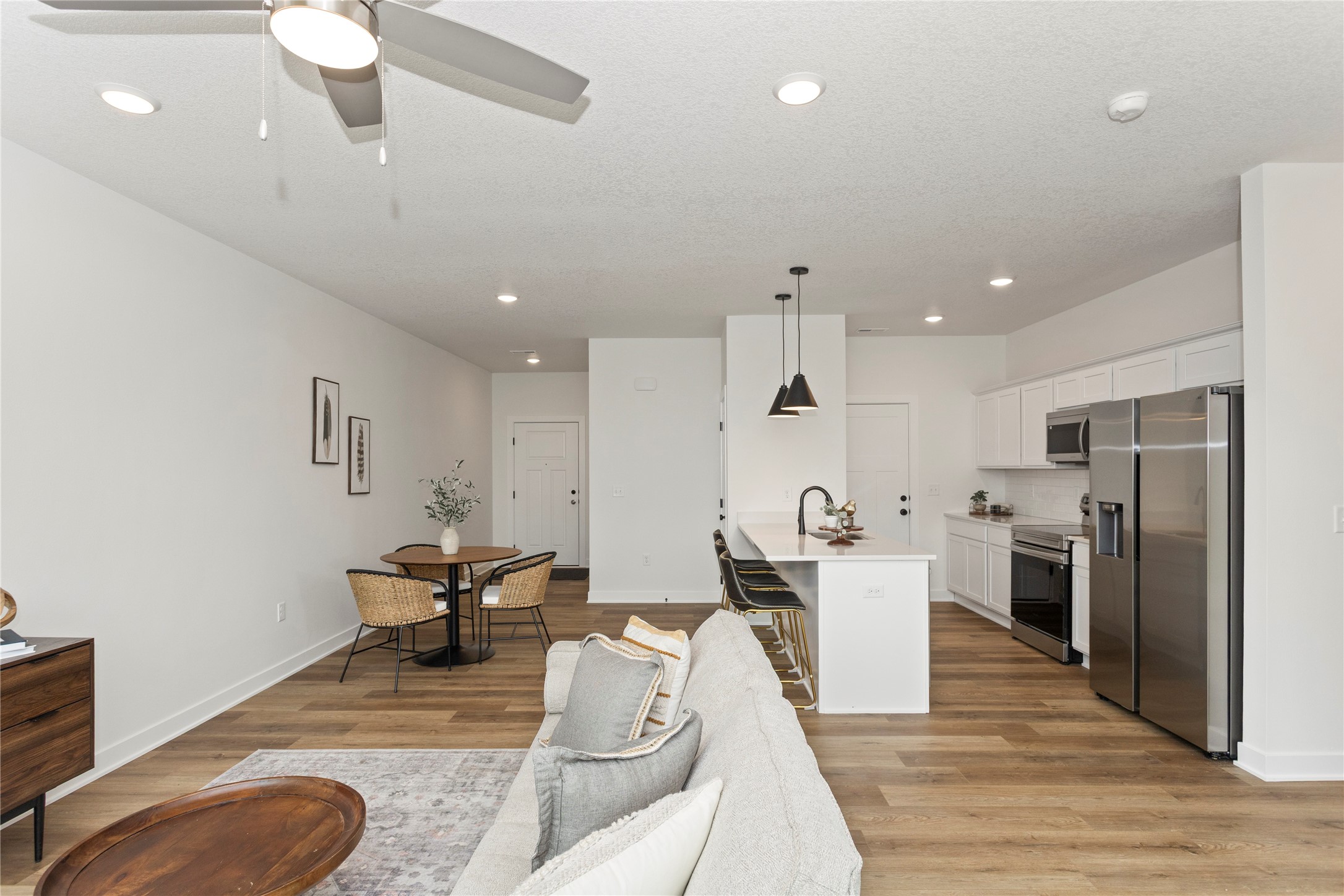 223 NW Waverly Drive