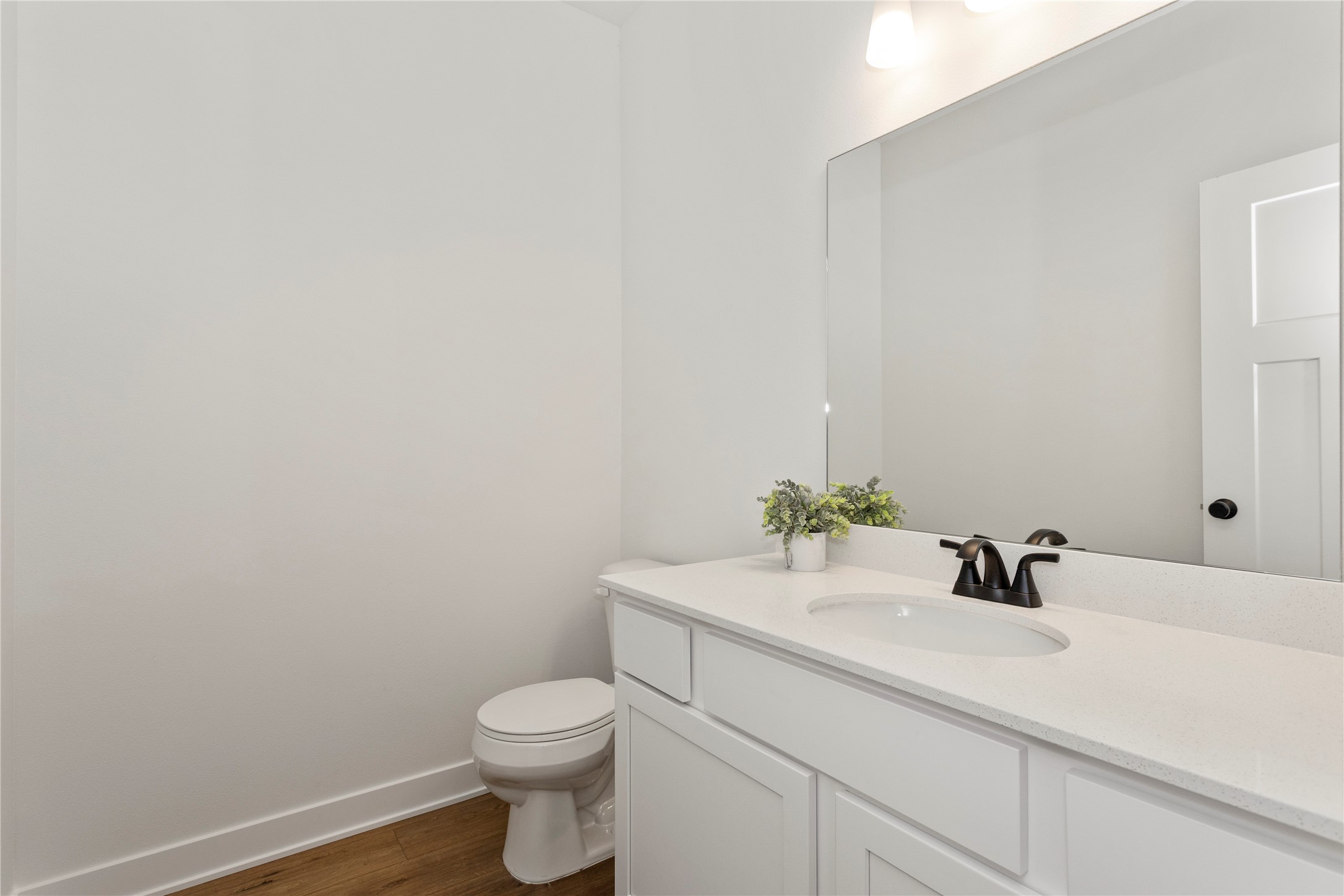 223 NW Waverly Drive