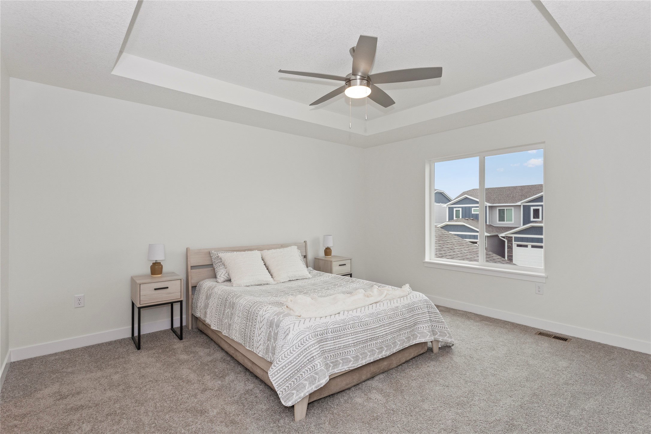 223 NW Waverly Drive