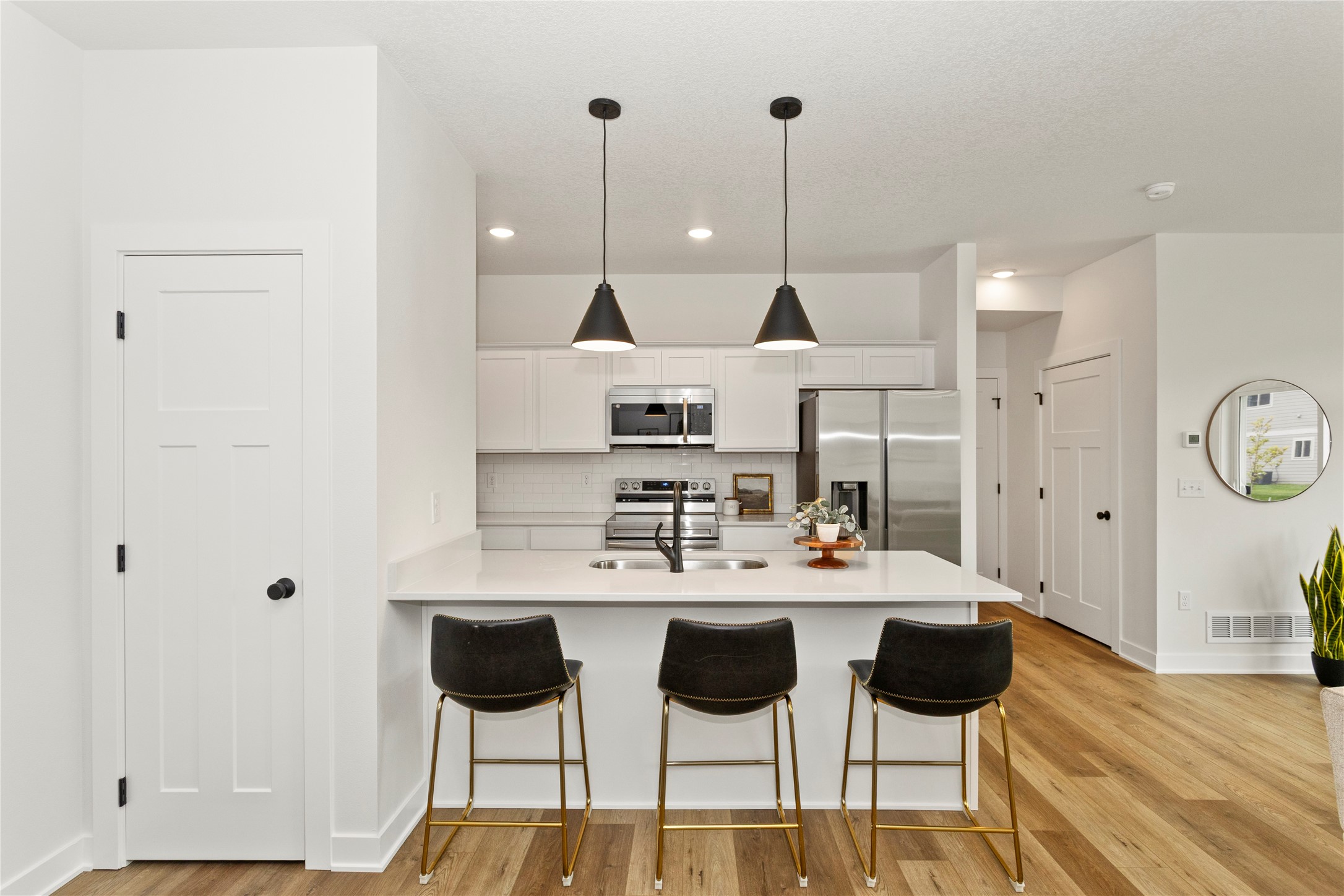 223 NW Waverly Drive