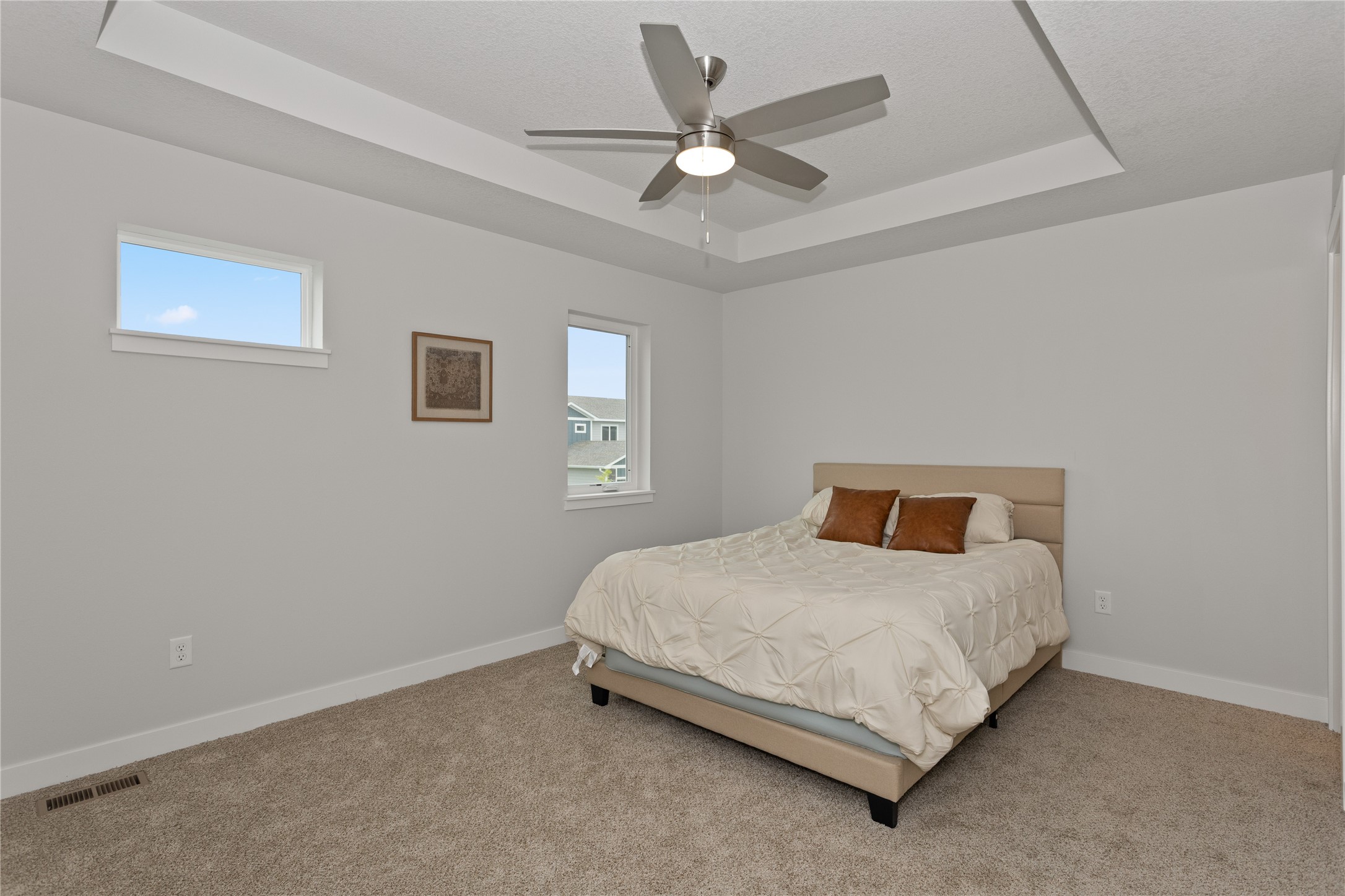 250 NW Waverly Drive