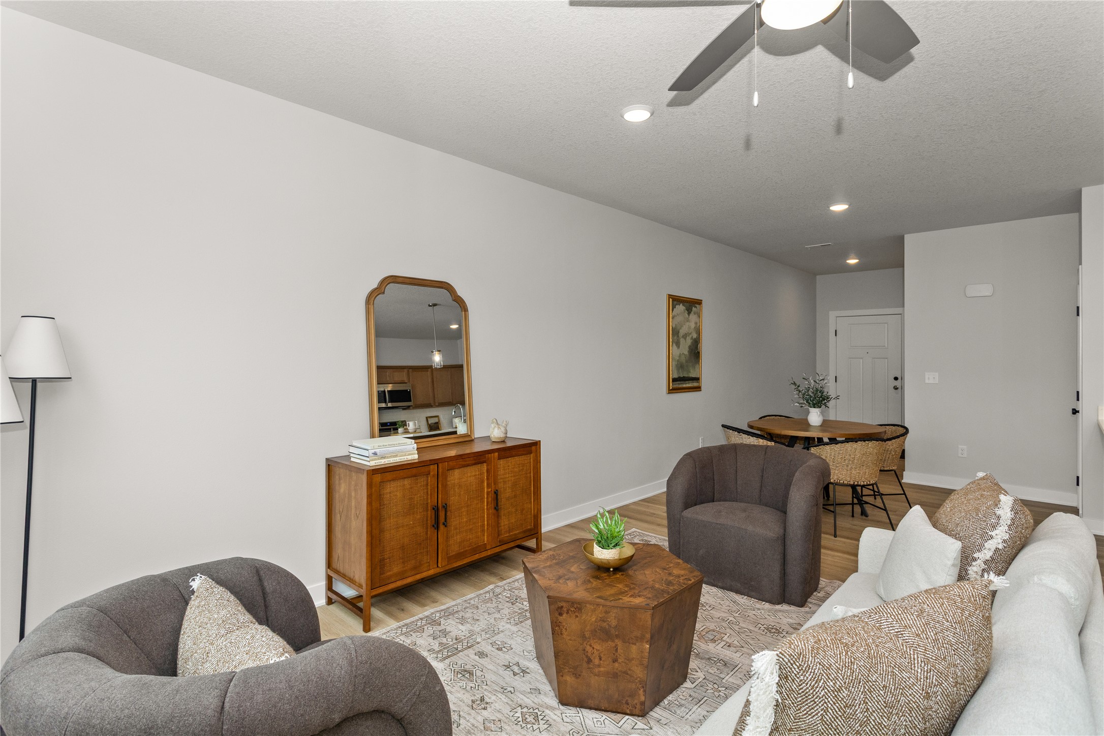 250 NW Waverly Drive