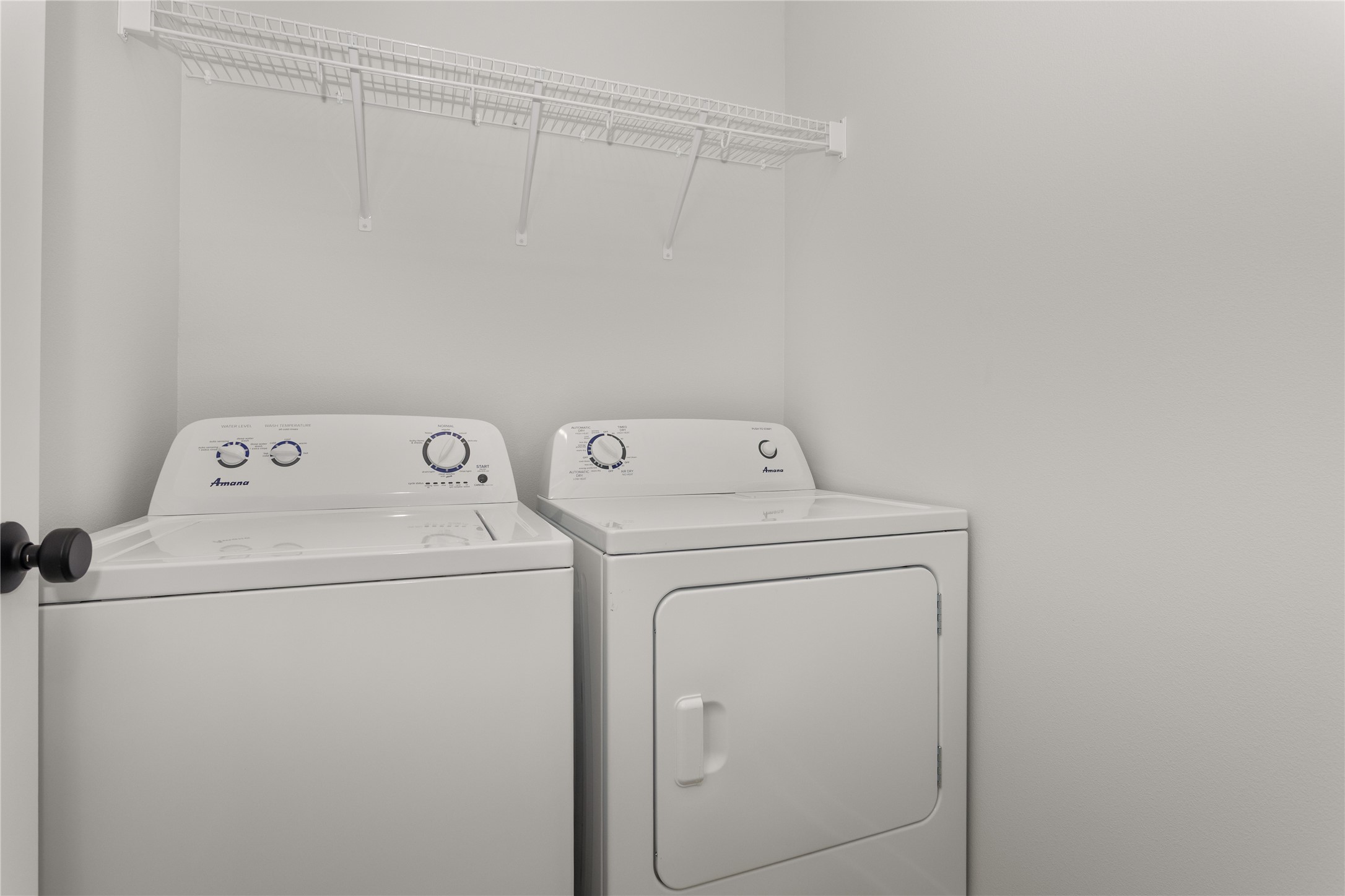 250 NW Waverly Drive