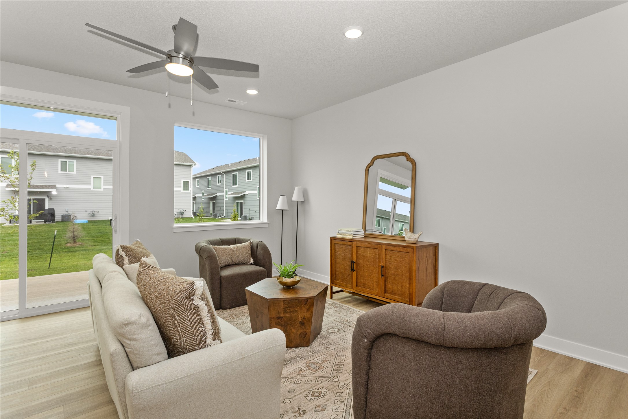 250 NW Waverly Drive