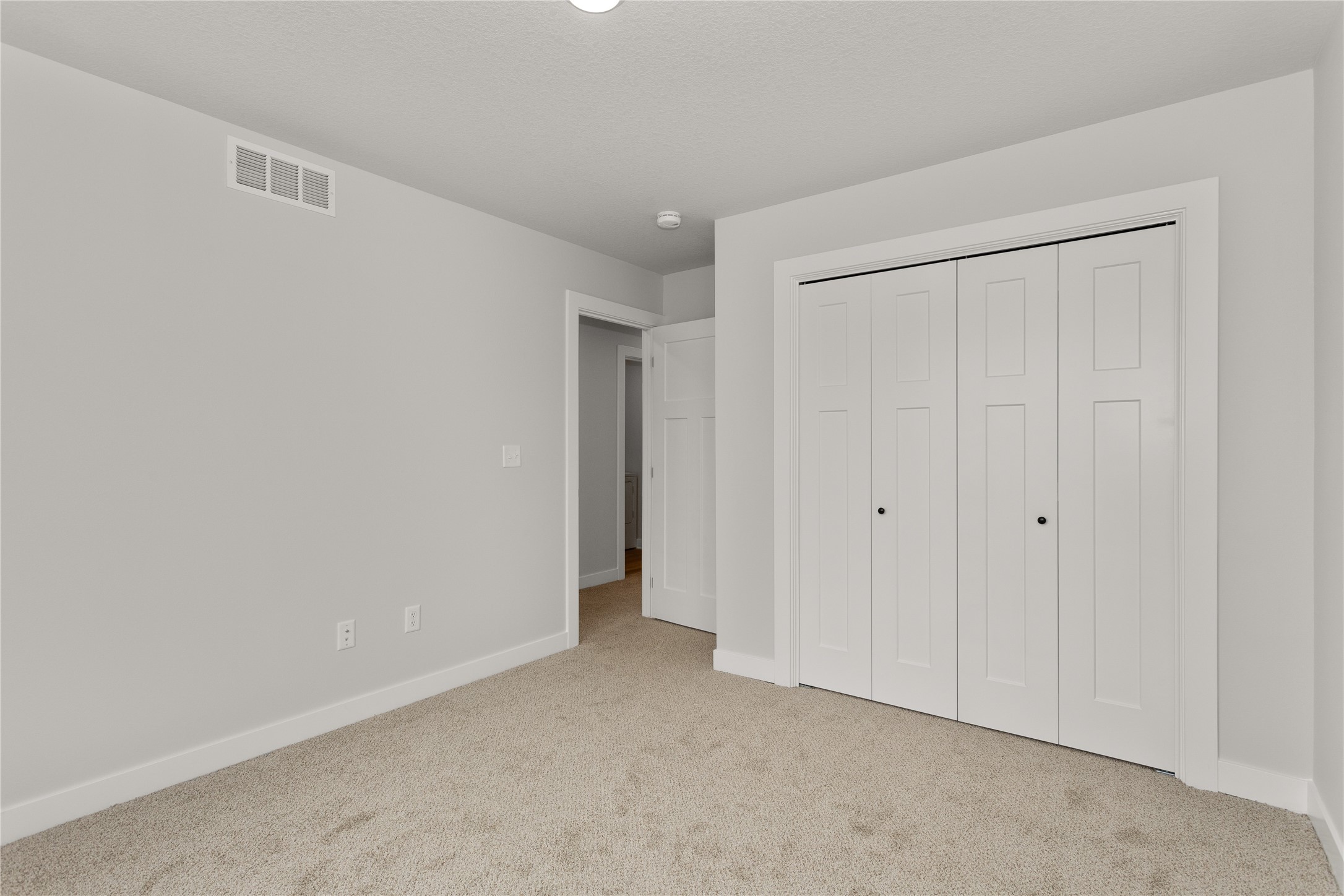 250 NW Waverly Drive