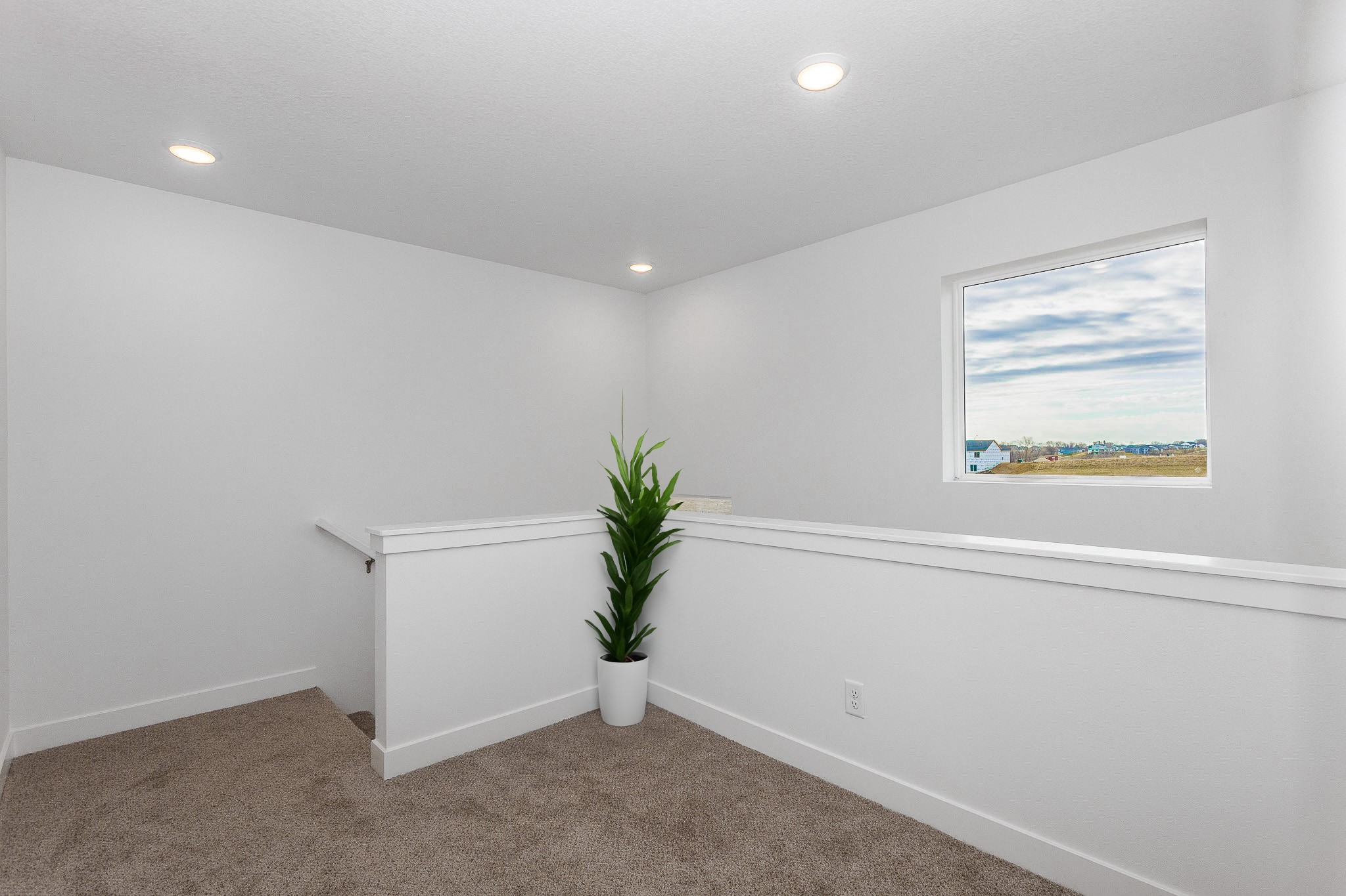 246 NW Waverly Drive