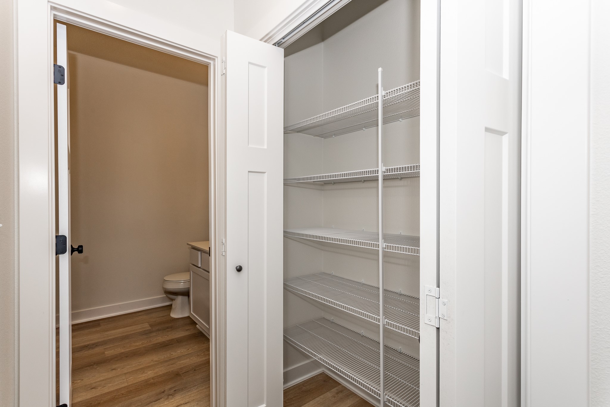 238 NW Waverly Drive