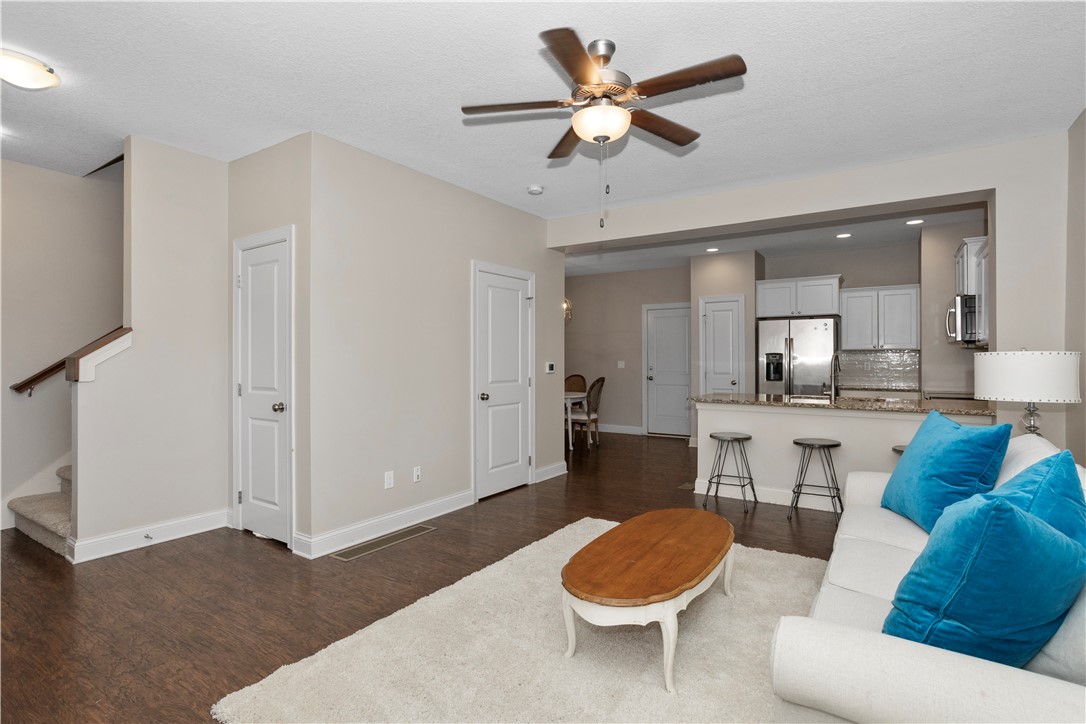 1277 SE Williams Court