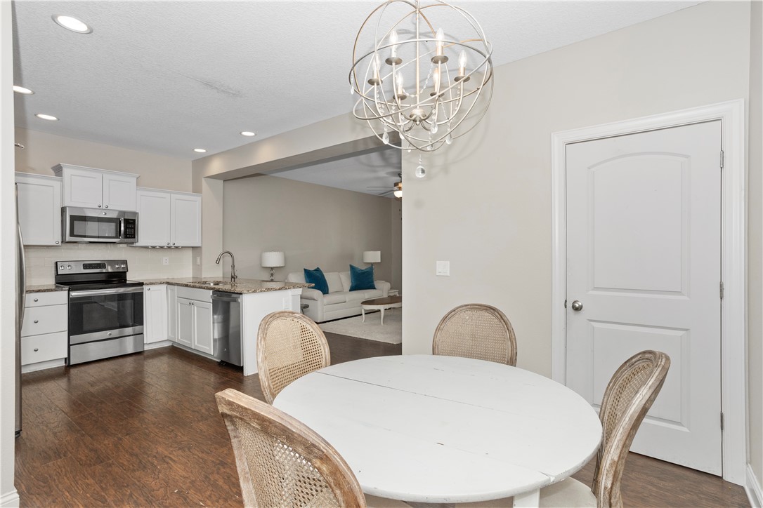 1277 SE Williams Court