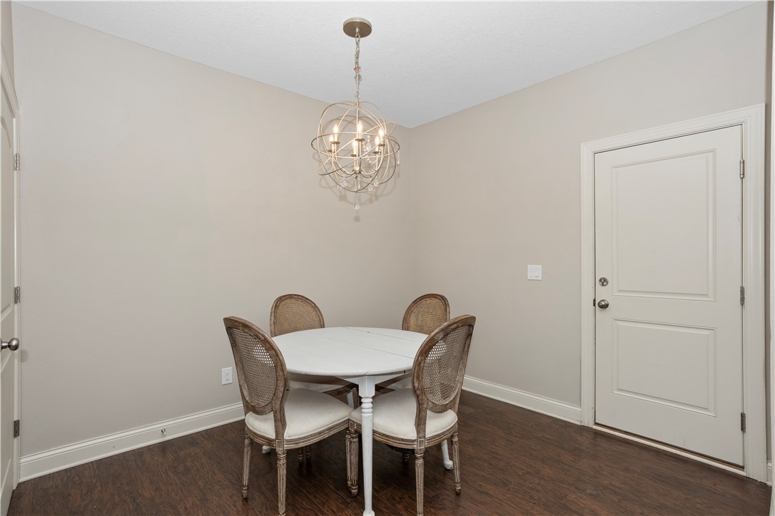 1277 SE Williams Court