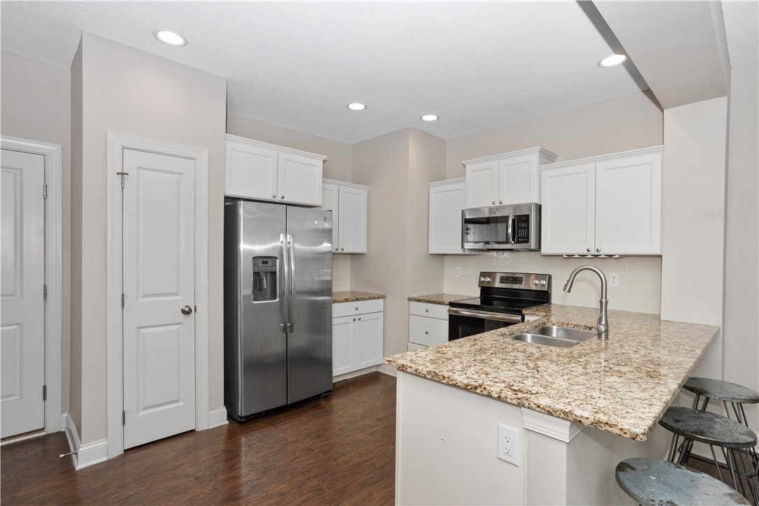 1277 SE Williams Court