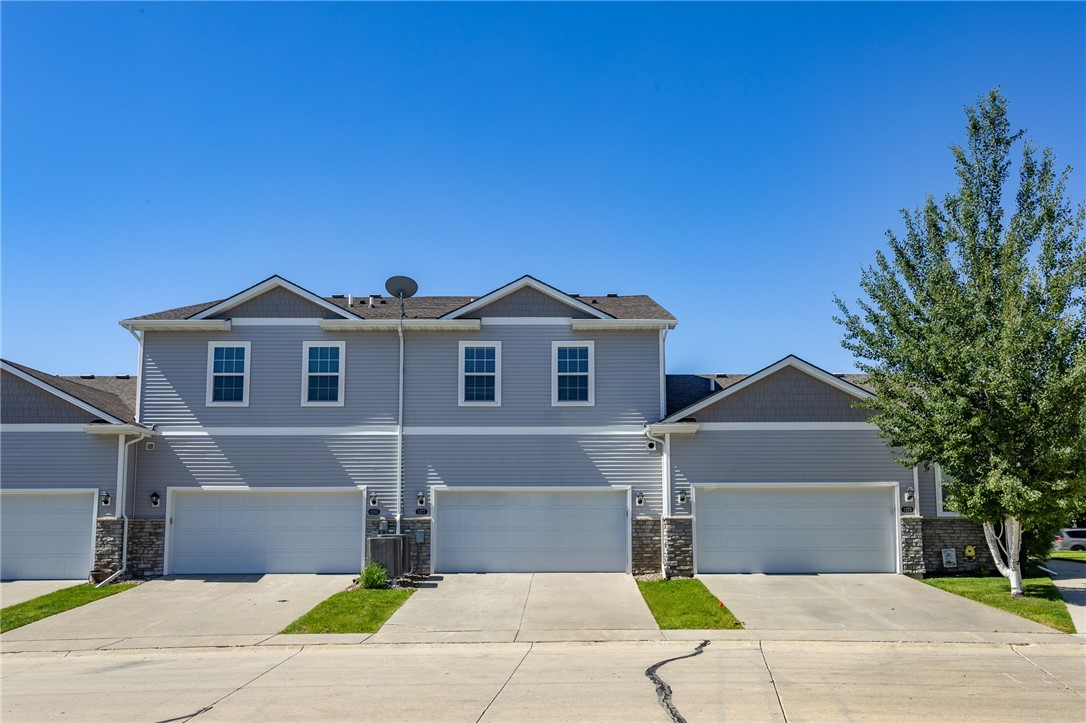 1277 SE Williams Court