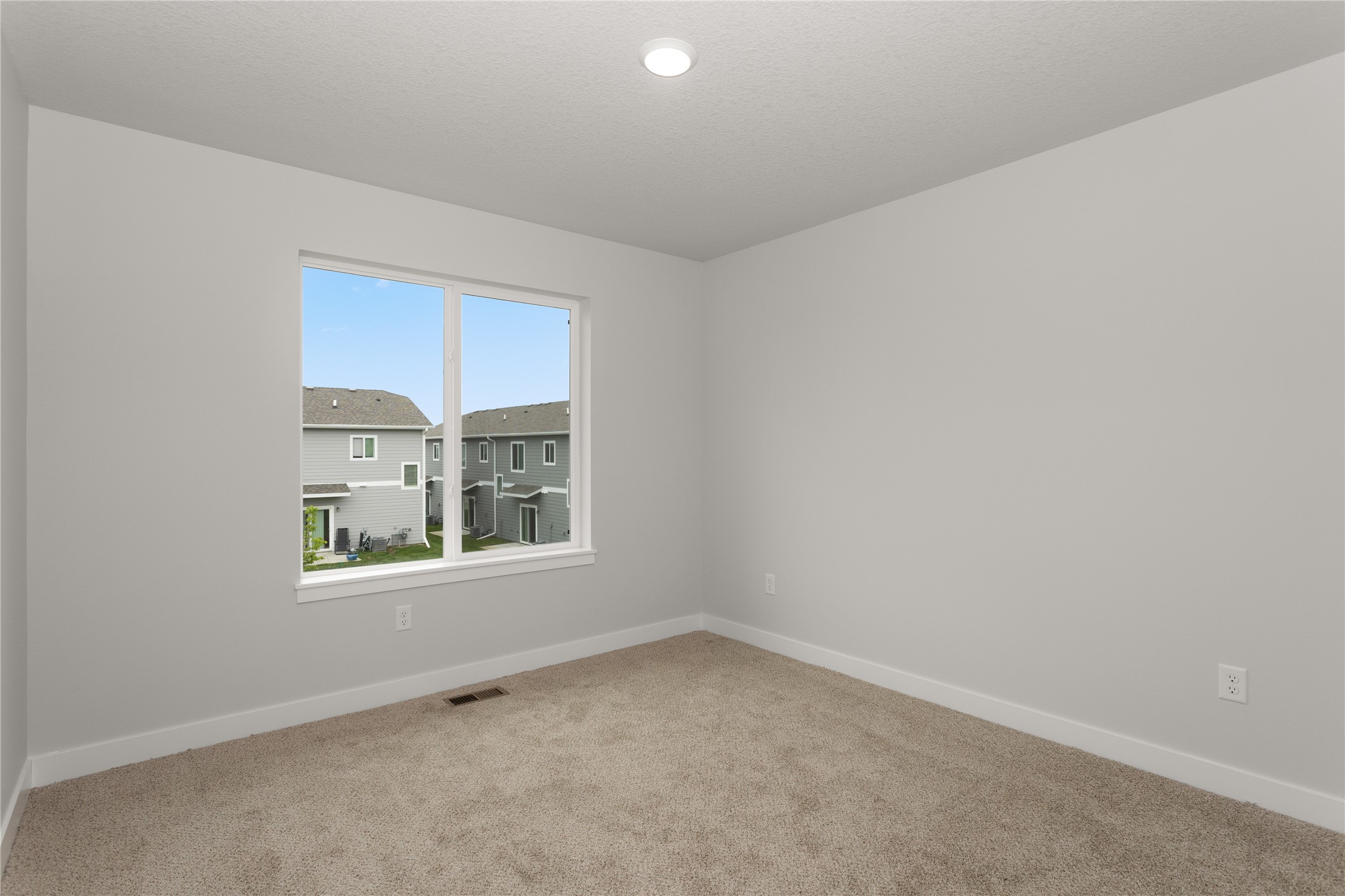 220 NW Waverly Drive